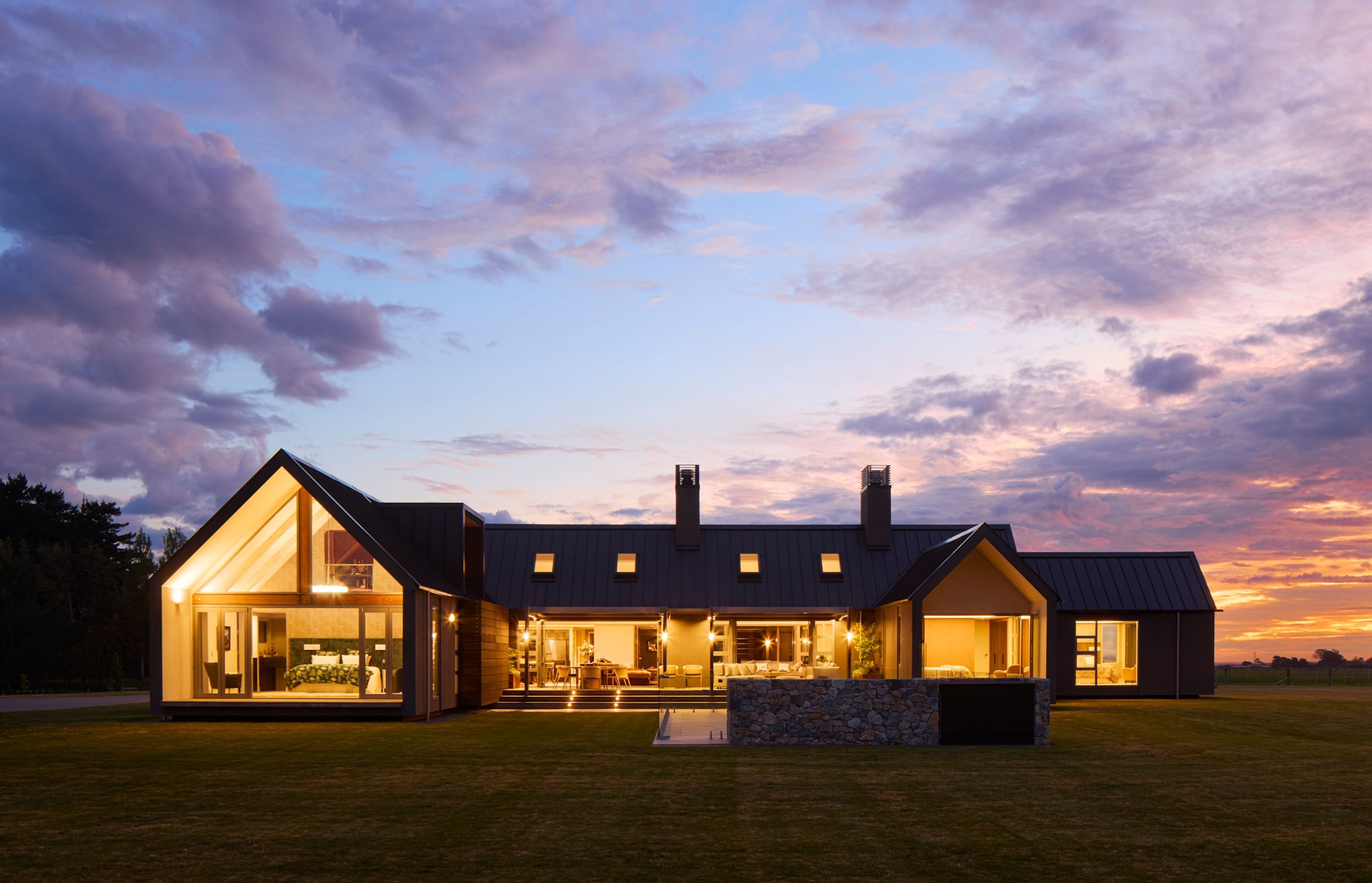 gibbons-architects-manawatu-gable-rural-home-exterior-09.jpg
