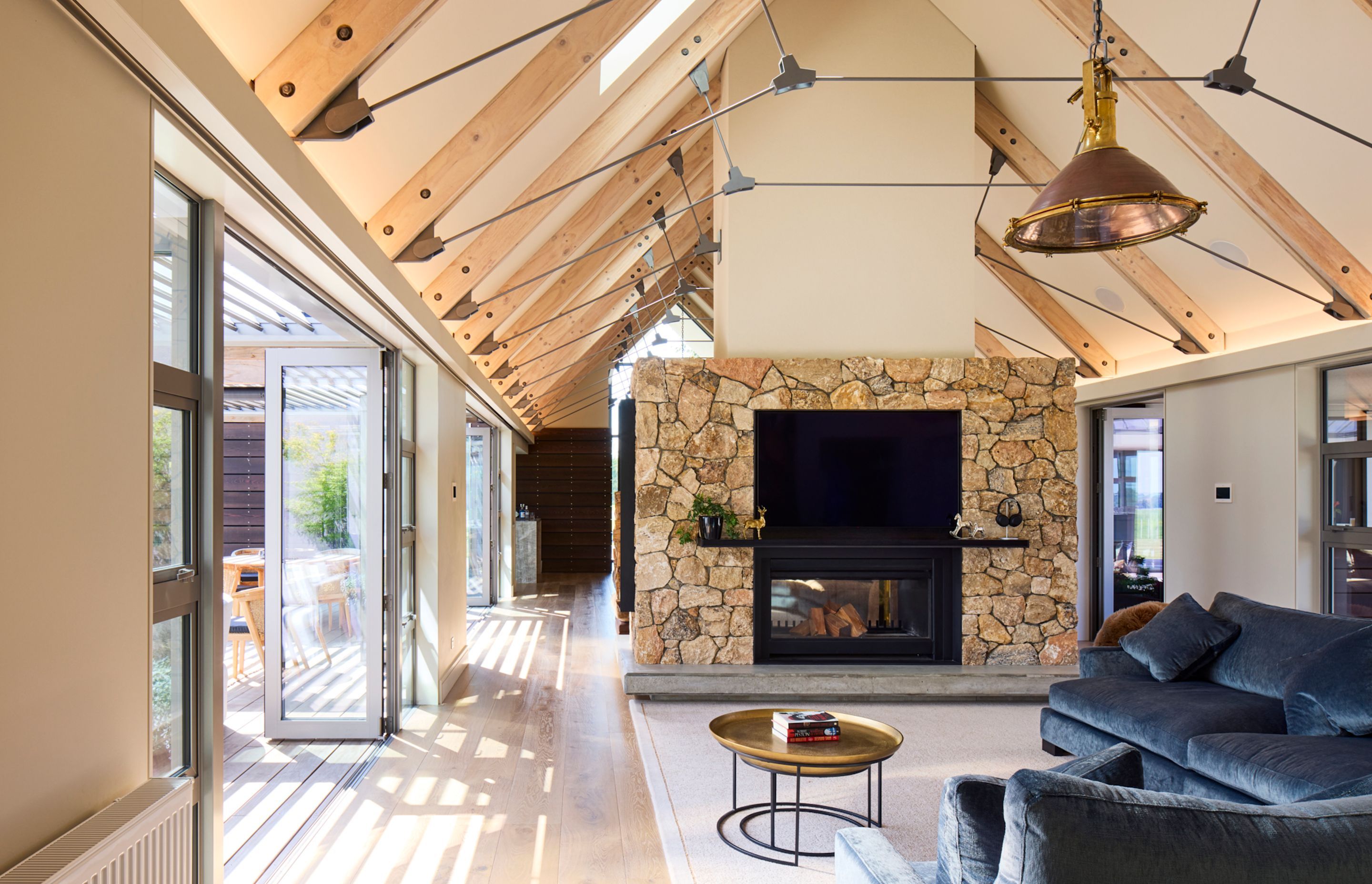 gibbons-architects-manawatu-gable-rural-home-interior-02.jpg