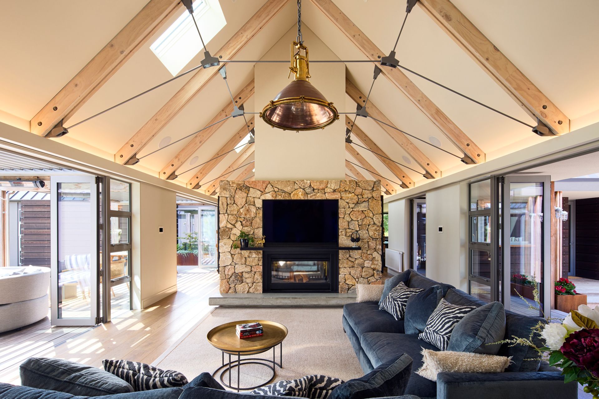 gibbons-architects-manawatu-gable-rural-home-interior-03.jpg