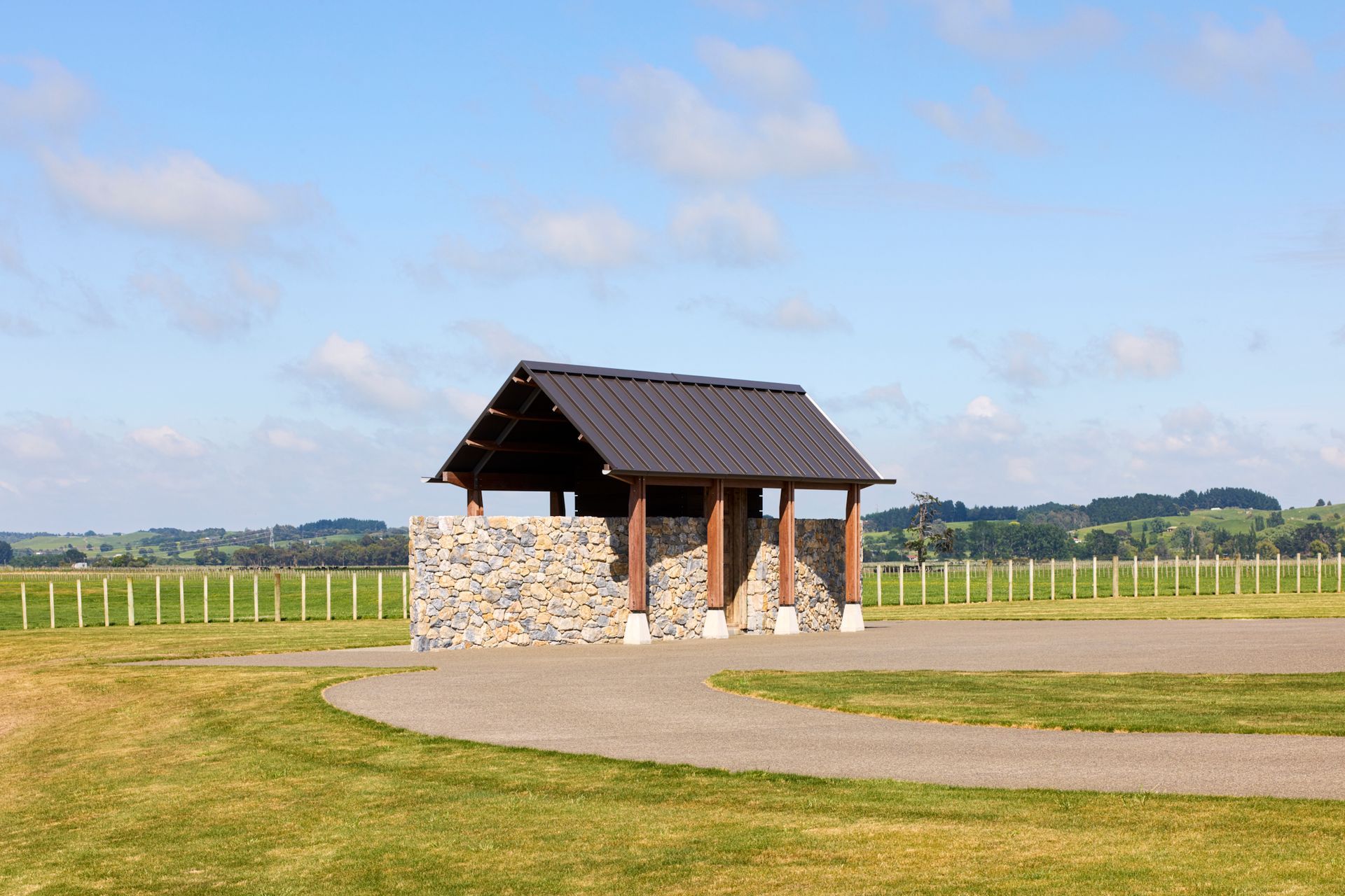 gibbons-architects-manawatu-stone-rural-toolshed-exterior-02-v2.jpg