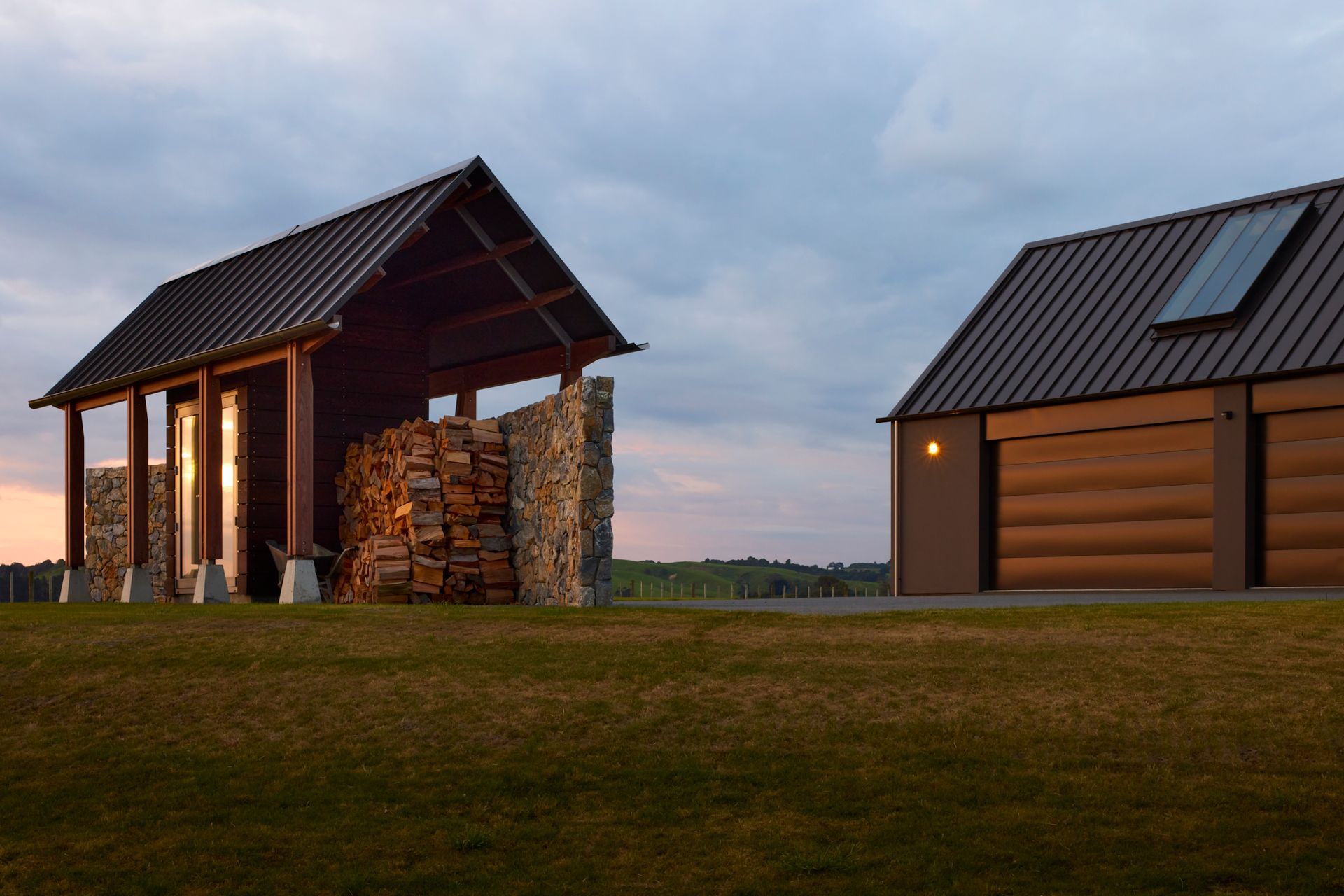 gibbons-architects-manawatu-stone-rural-toolshed-exterior-04-v2.jpg