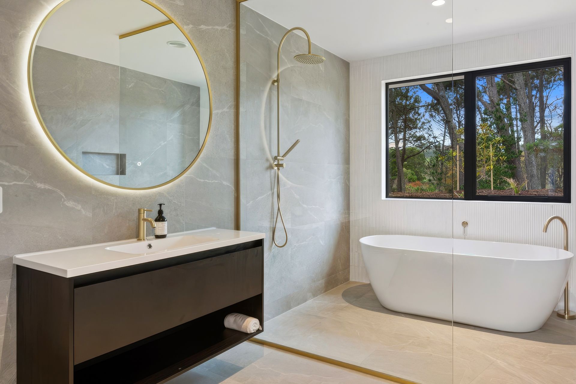 guest-bath-upscaled-by-Replicate.jpg