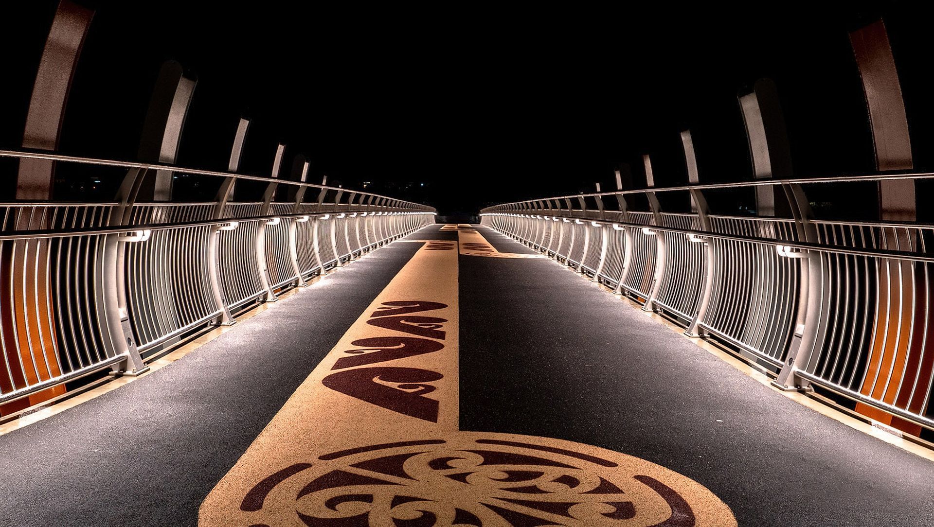 He Ara Kotahi banner