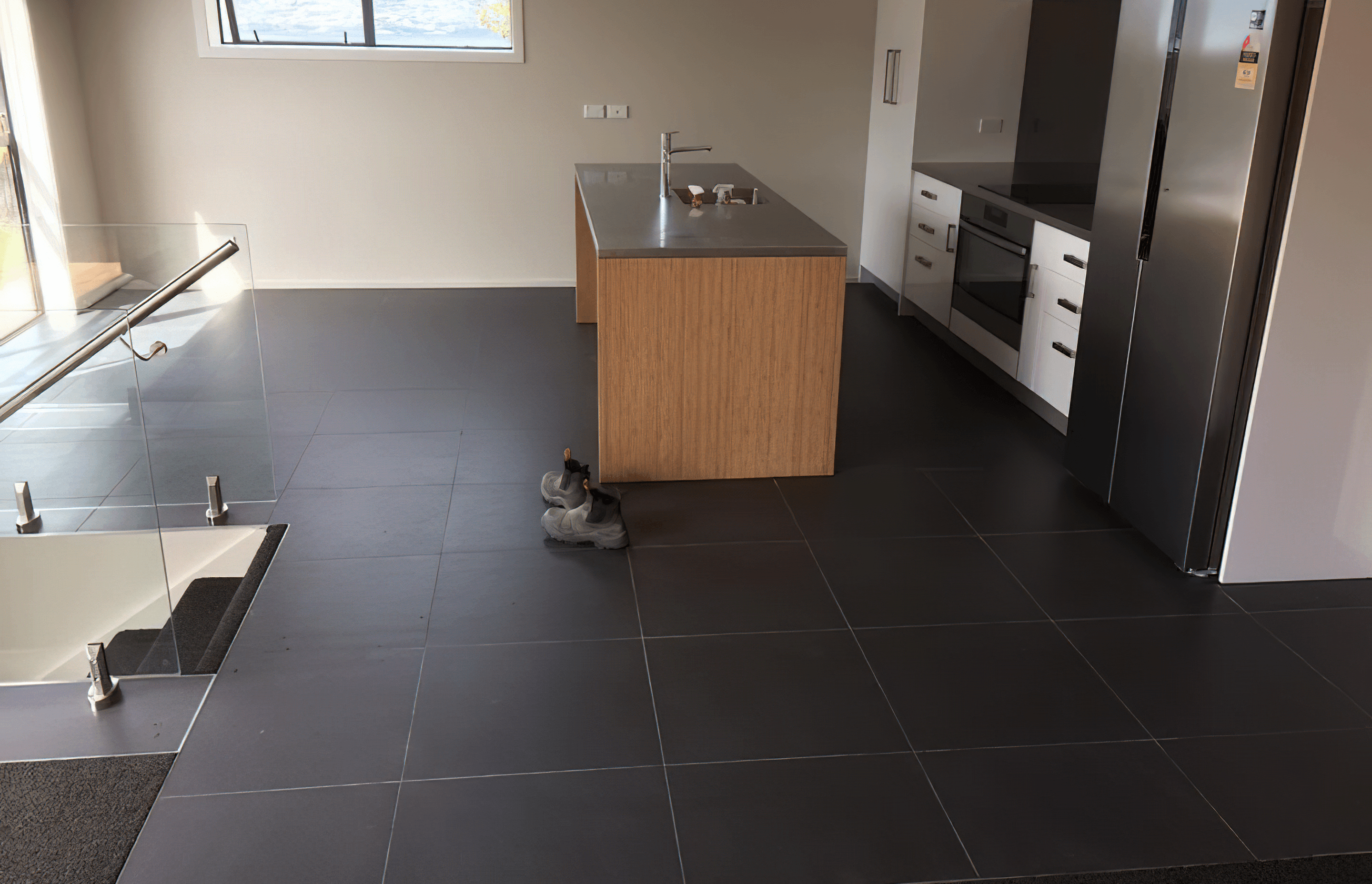 Kitchen black tiling