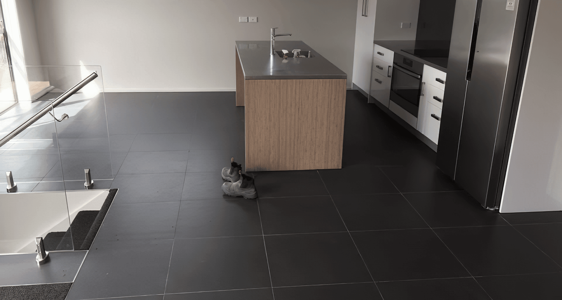 Kitchen Black Tiling banner