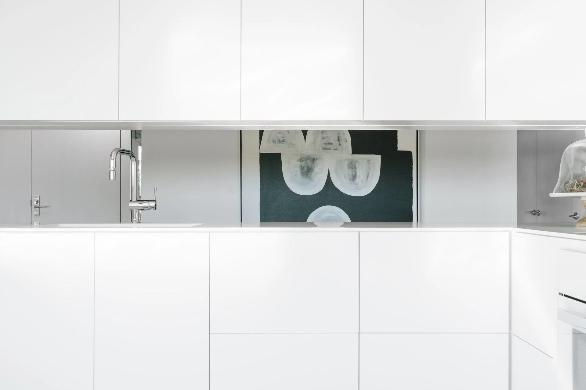 imgi1408lightHOUSEKitchenPassThruAfter.jpg