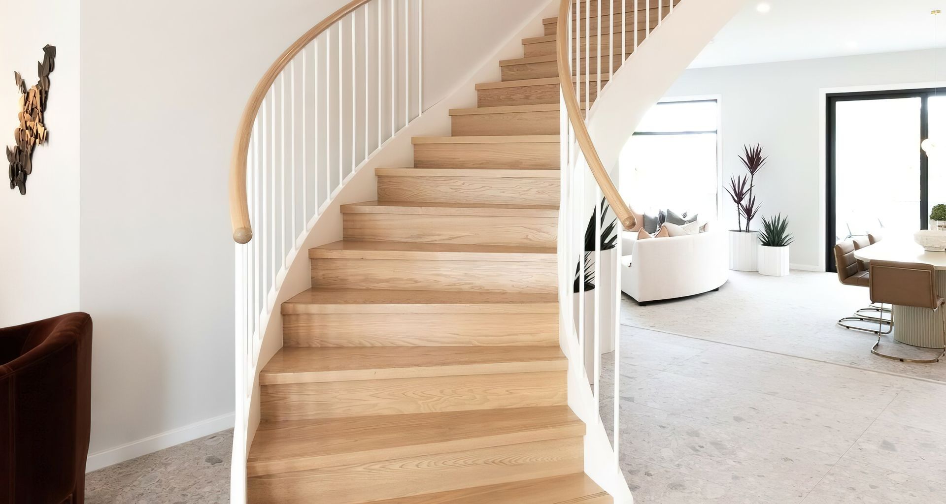 Glacial Oak staircase takes pride of place banner