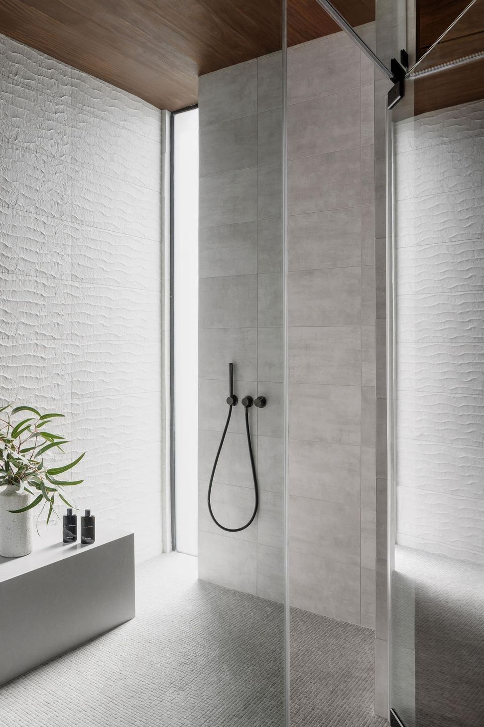 imgi28092Primary-ShowerOpencompressed.jpg