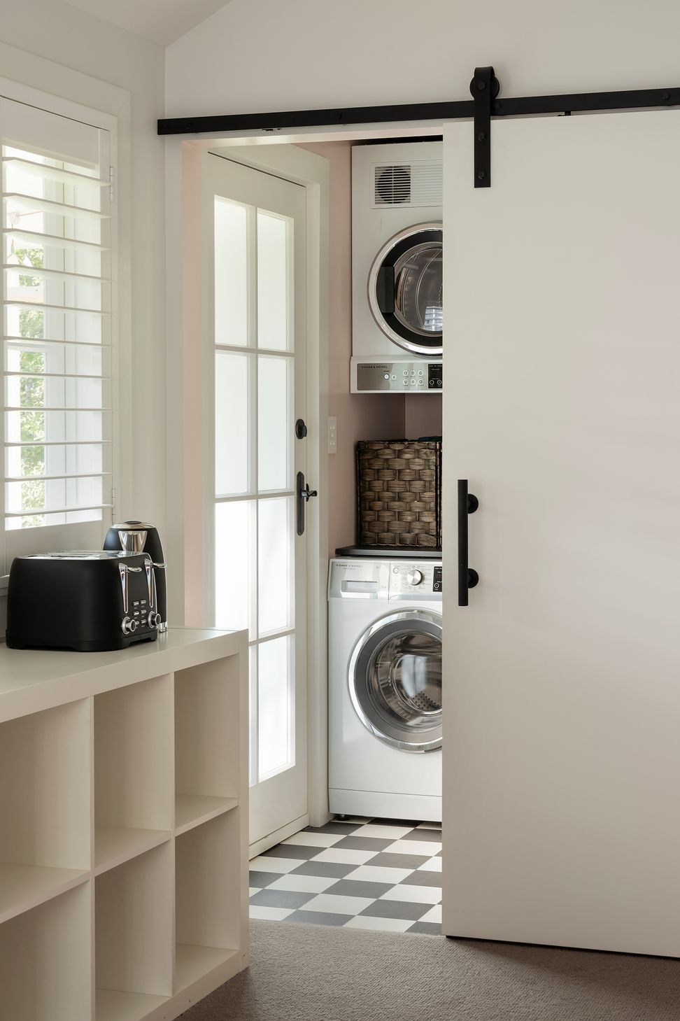 laundry-v2.jpg
