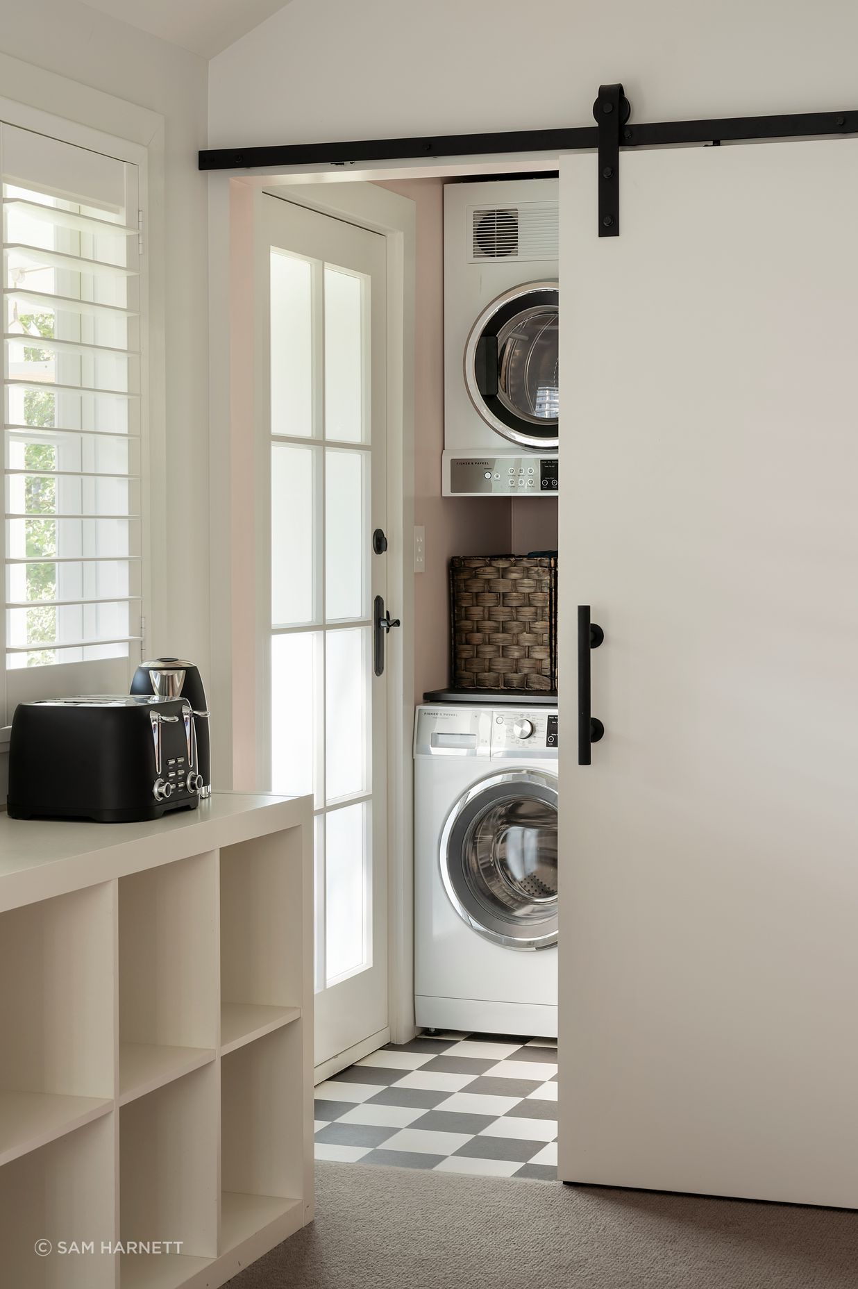laundry-v2.jpg