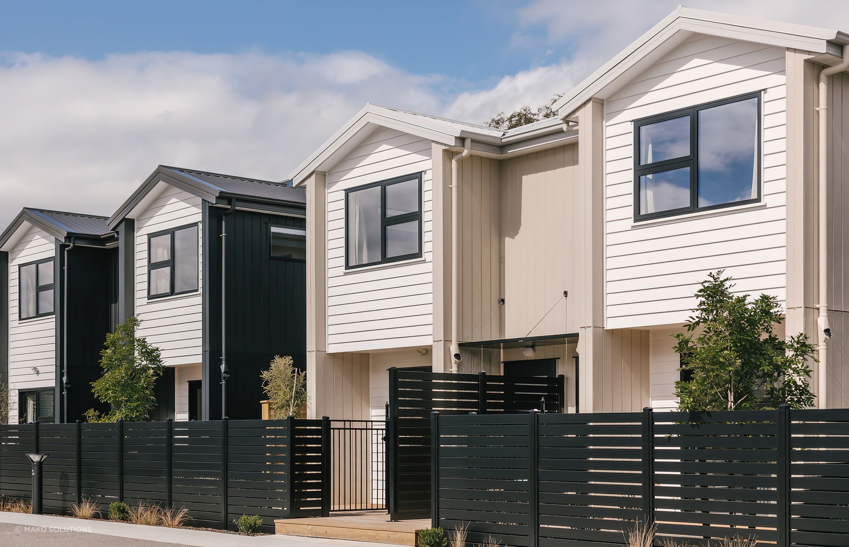 mako-solutions-aluminium-fencing-palmerston-north-1.jpg