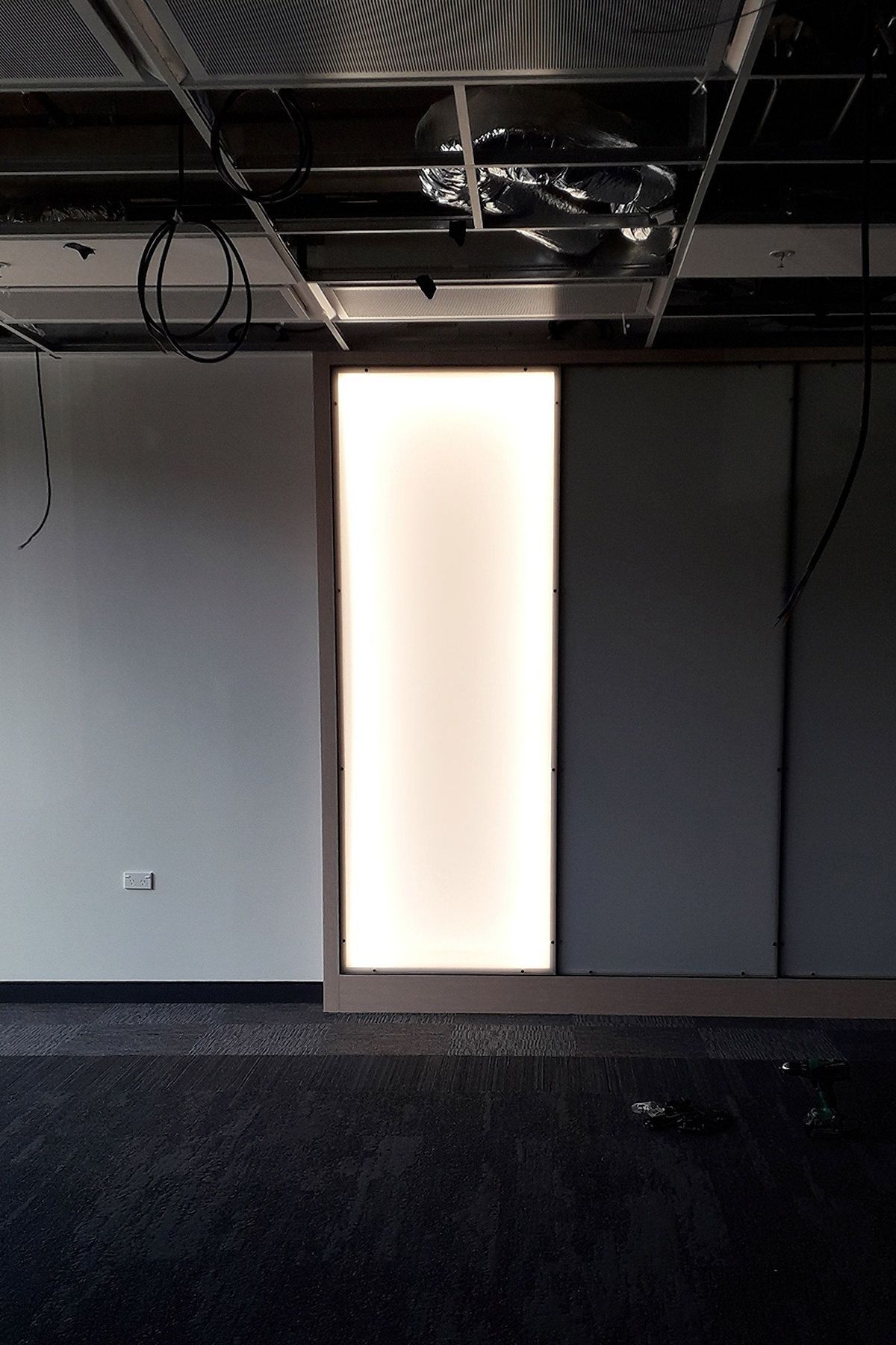 An onsite trial proved the theory prior to all of the boxes being fitted. Simple Simon 7 profiles were used with SPEC-14.4-40-140 LED strip which produces 1180lm per metre from 14W per metre. The 4000K colour temperature was selected to offer a neutral light colour through the lightbox imagery.