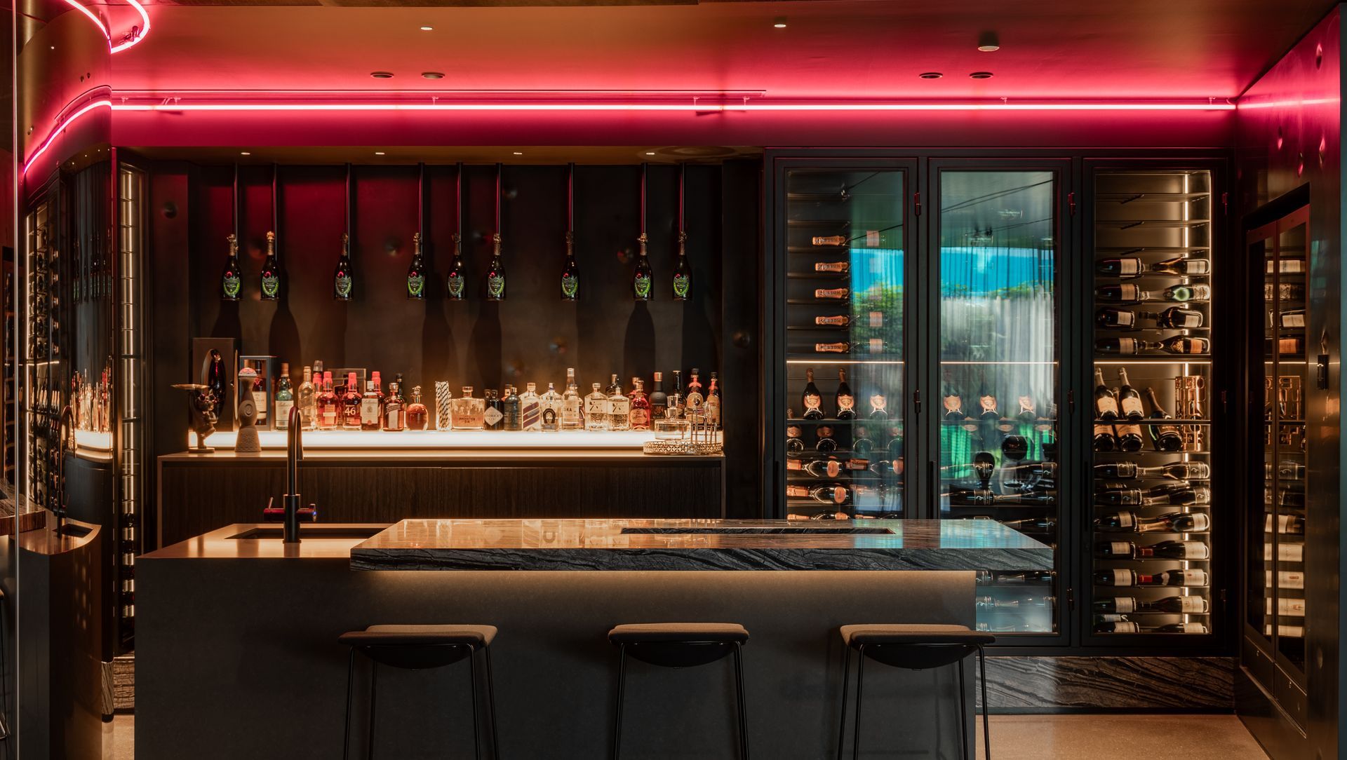 Wellington Ave banner