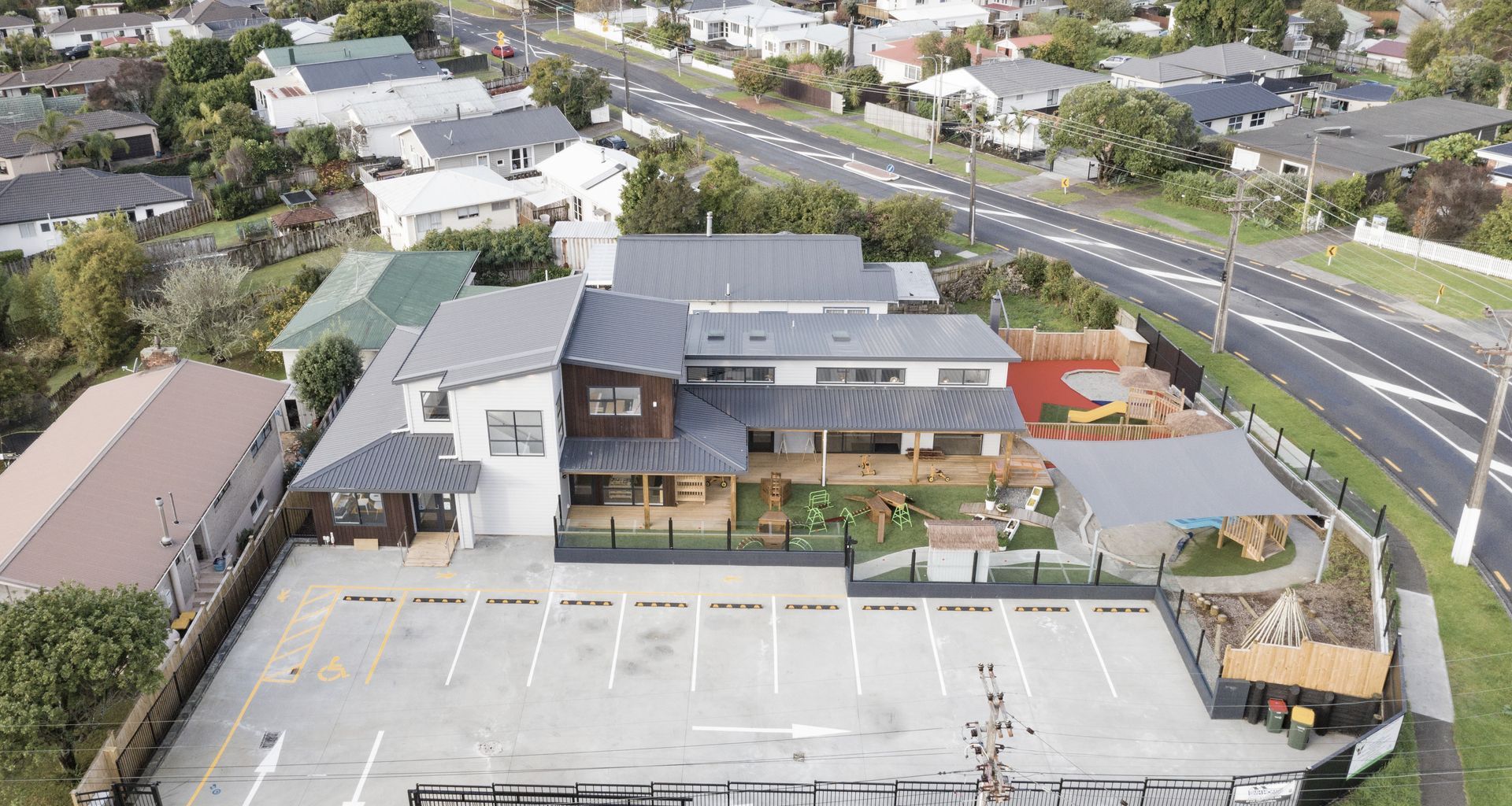 New Lynn Genius Childcare Centre banner