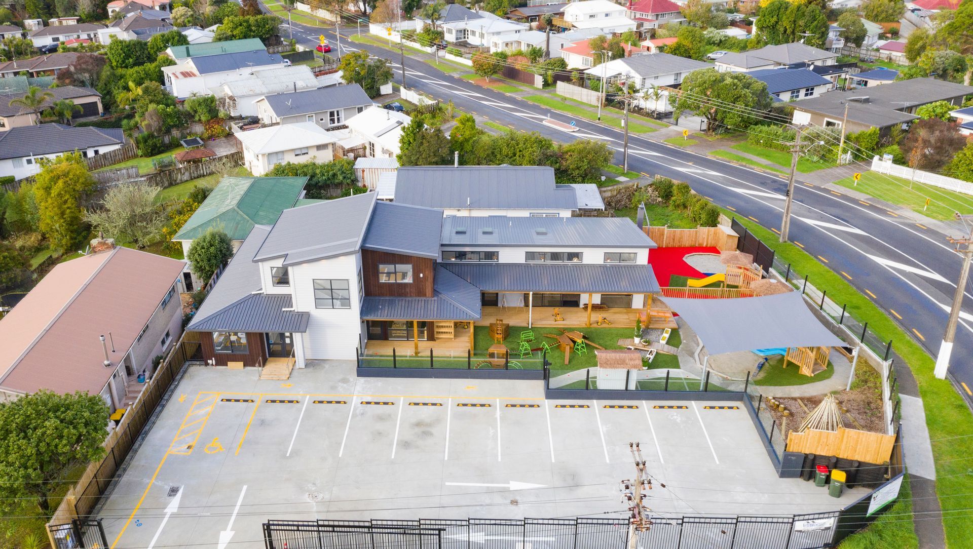 New Lynn Genius Childcare Centre banner