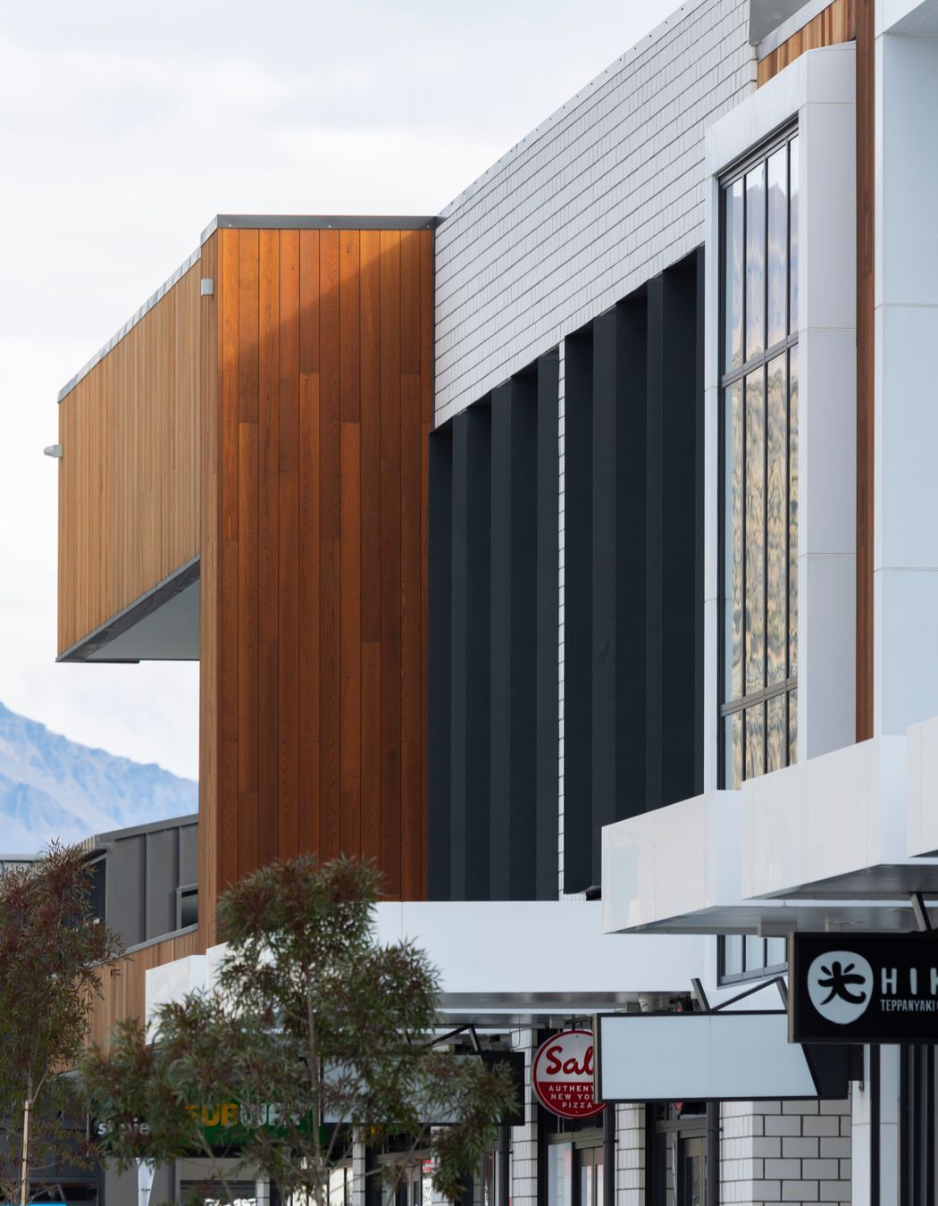 Queenstown Central Shopping Center
