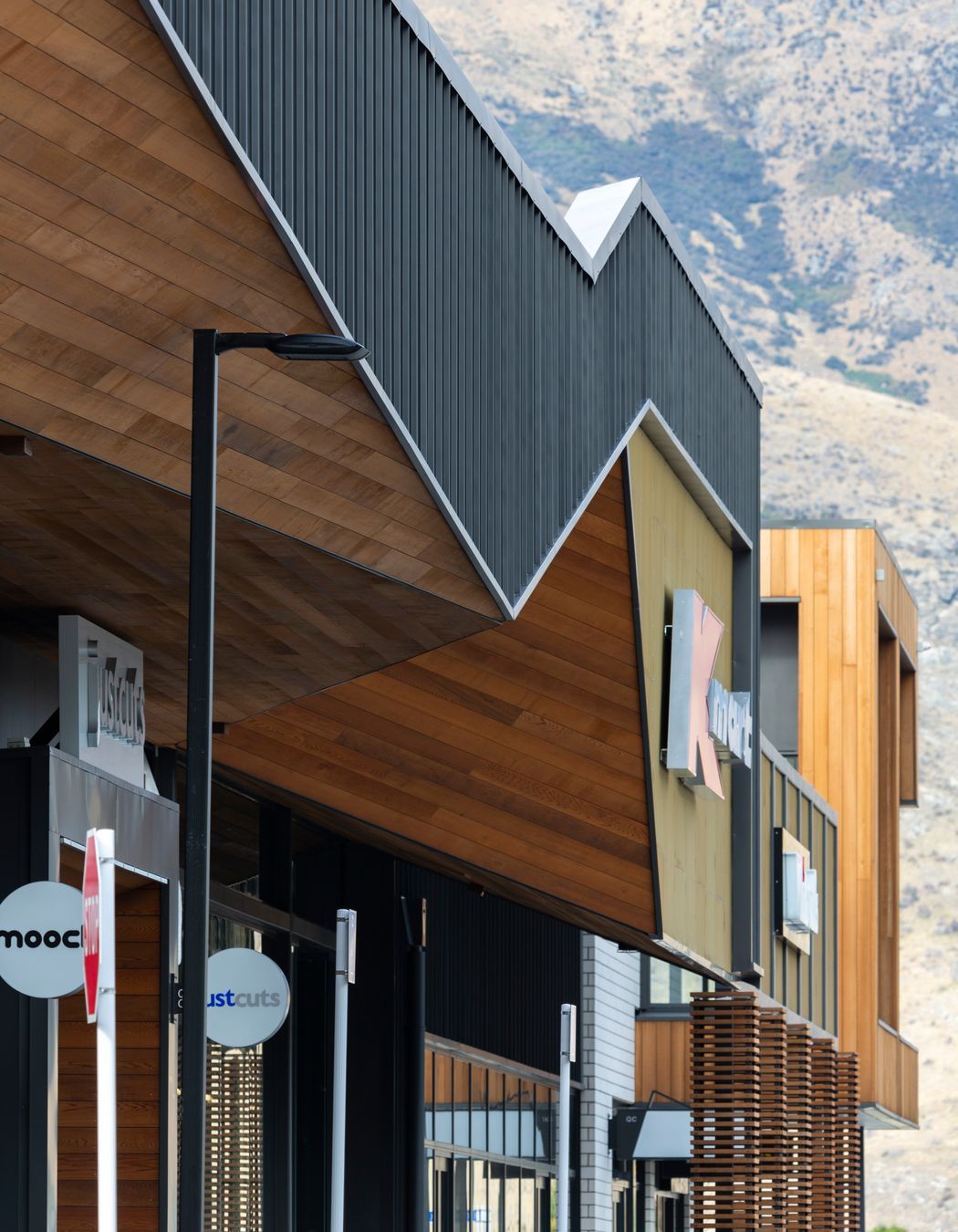 Queenstown Central Shopping Center