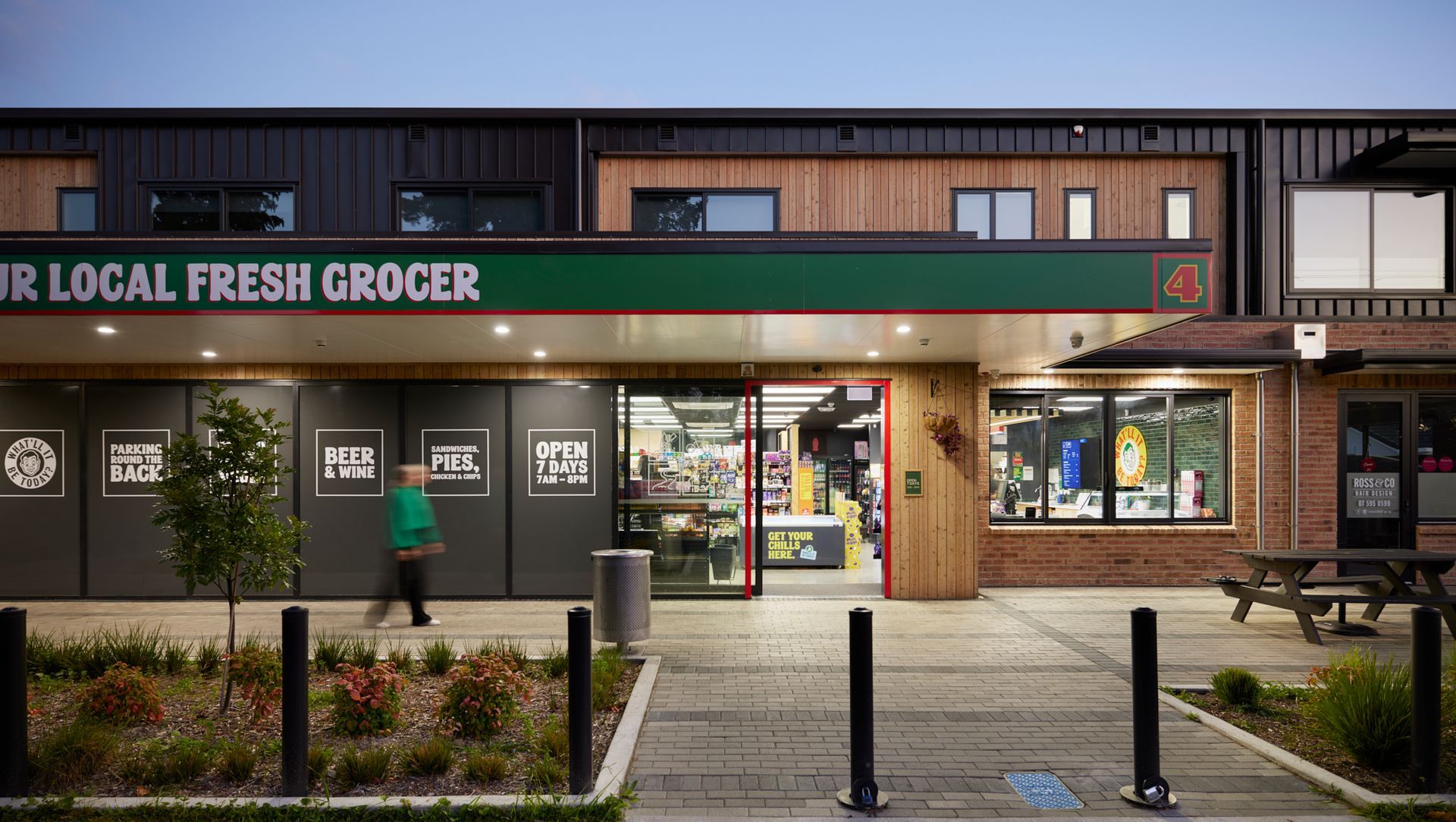 Four Square Supermarket Cambridge banner