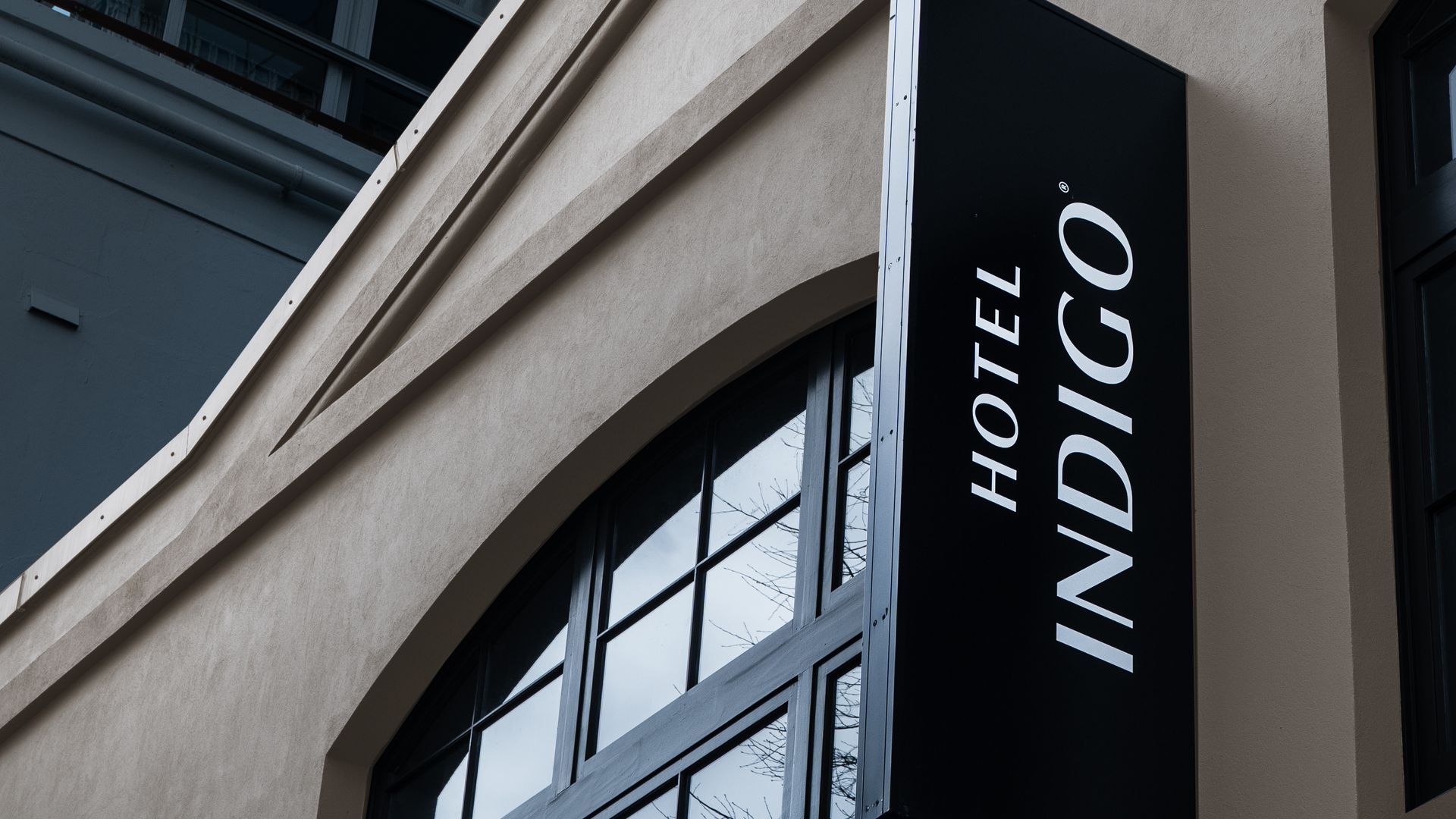 Hotel Indigo Auckland – A Showcase of Bespoke Timber Flooring banner