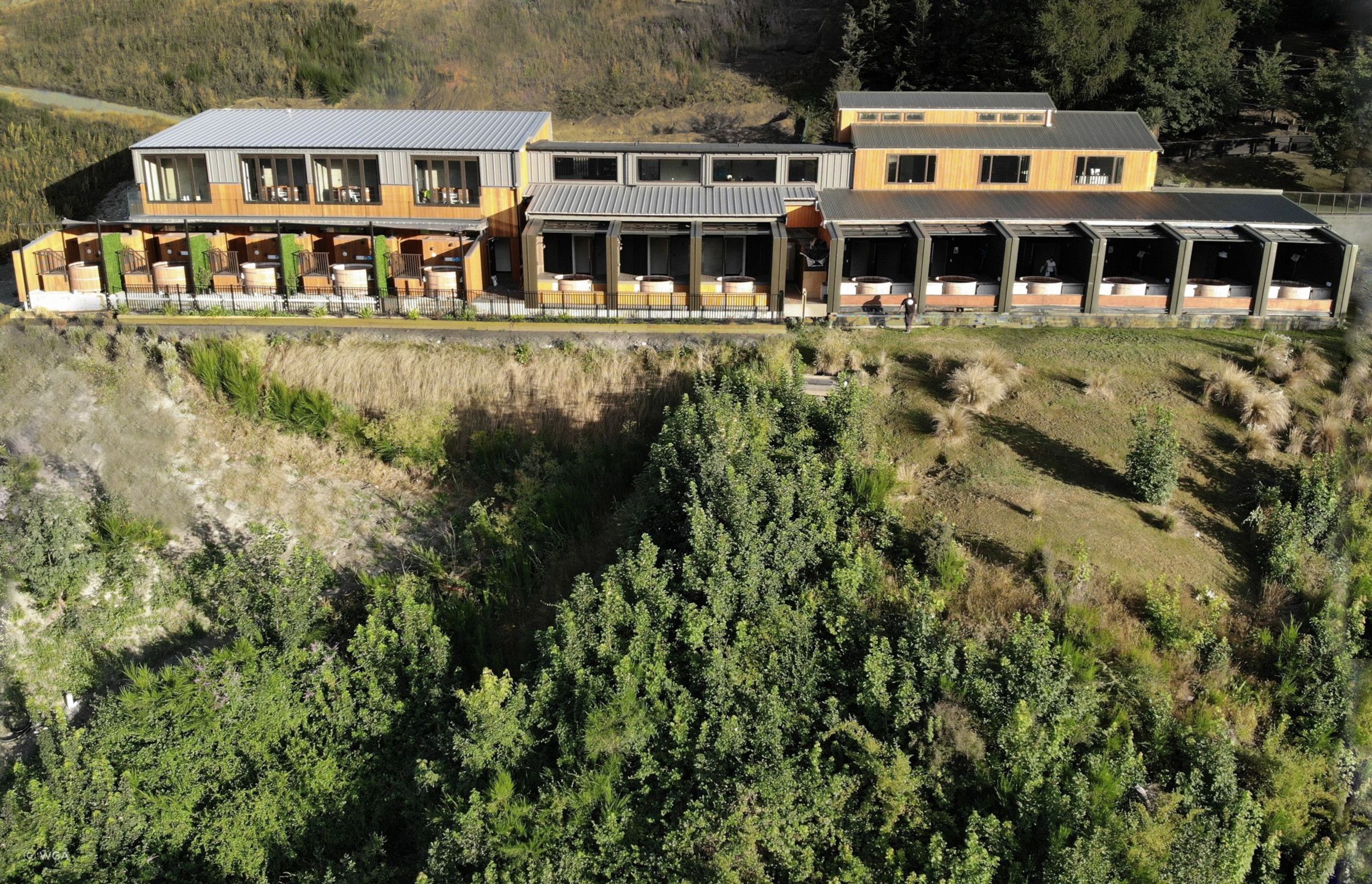 1-v15.jpg
