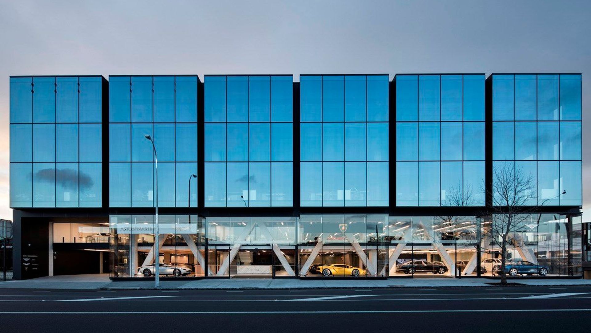 119 Great North Road banner