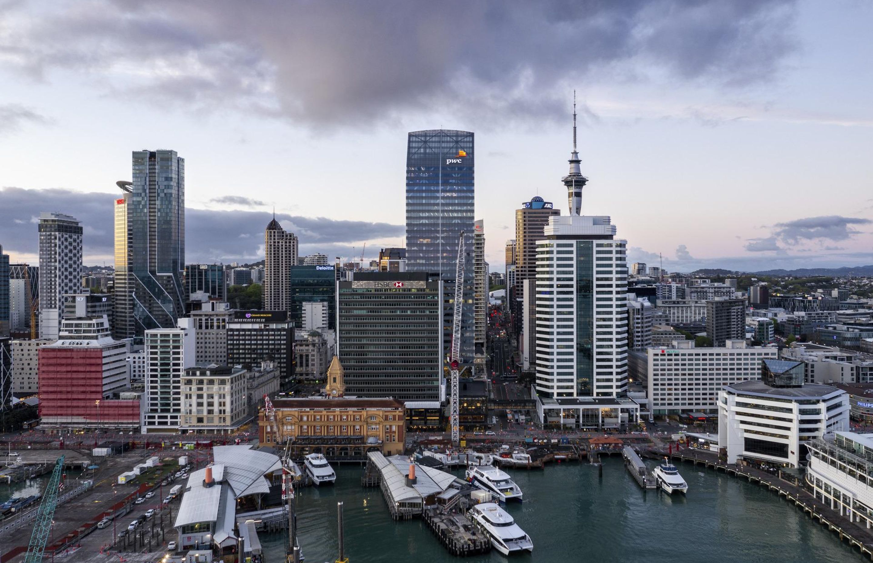 PwC Tower, Commercial Bay