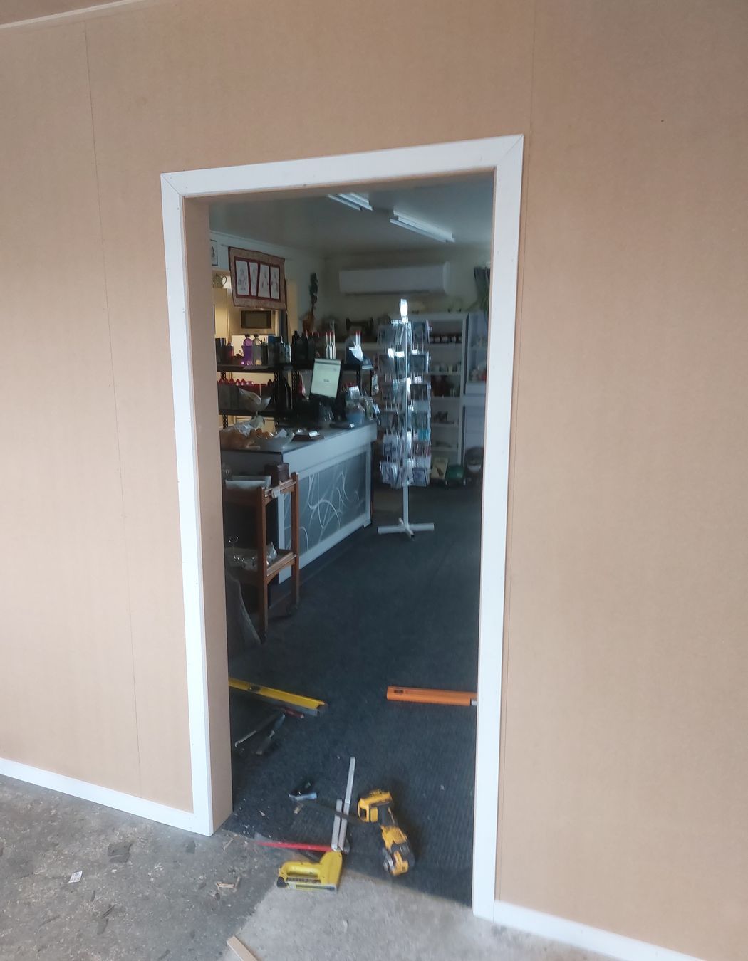 Hampden - Commercial, create office and storage space