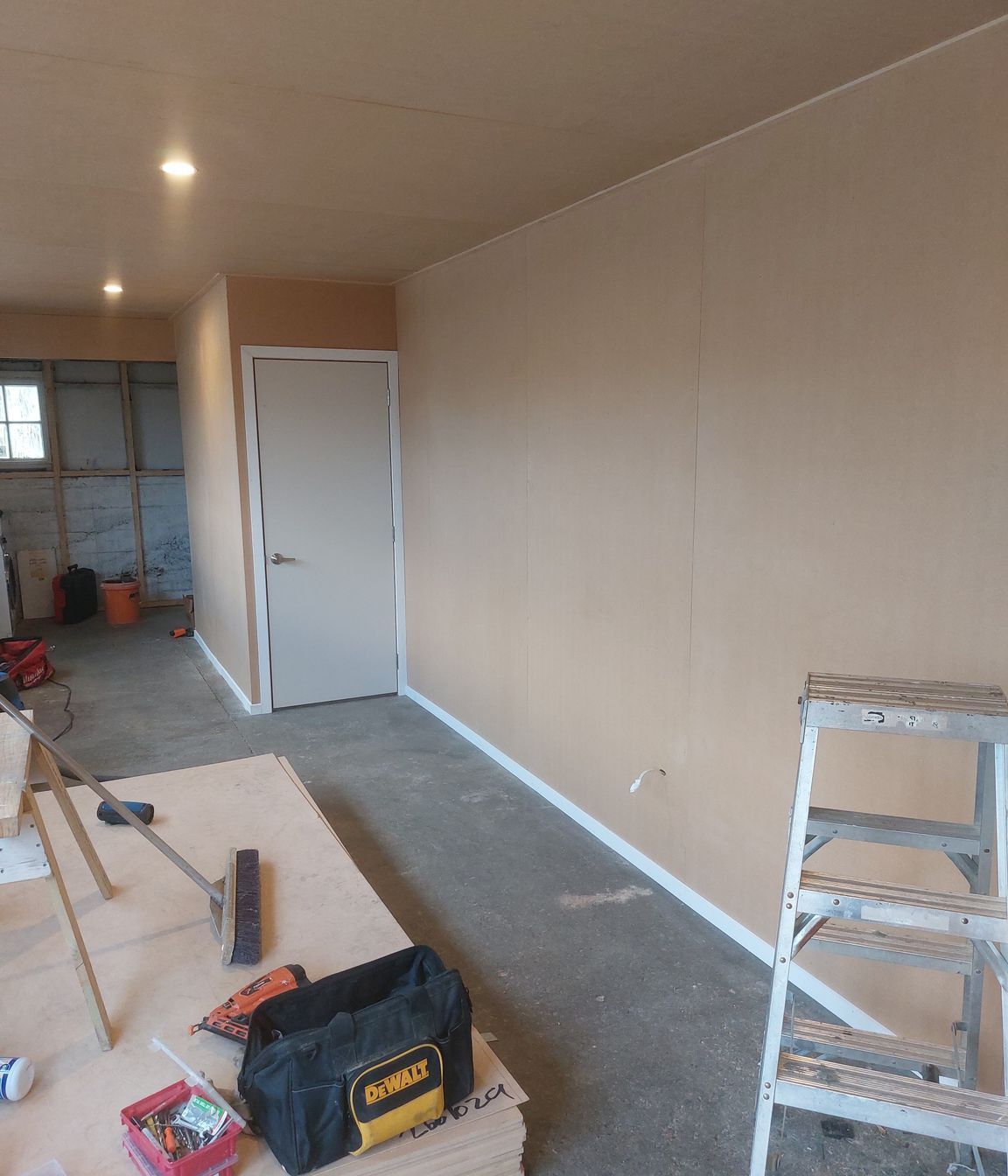 Hampden - Commercial, create office and storage space