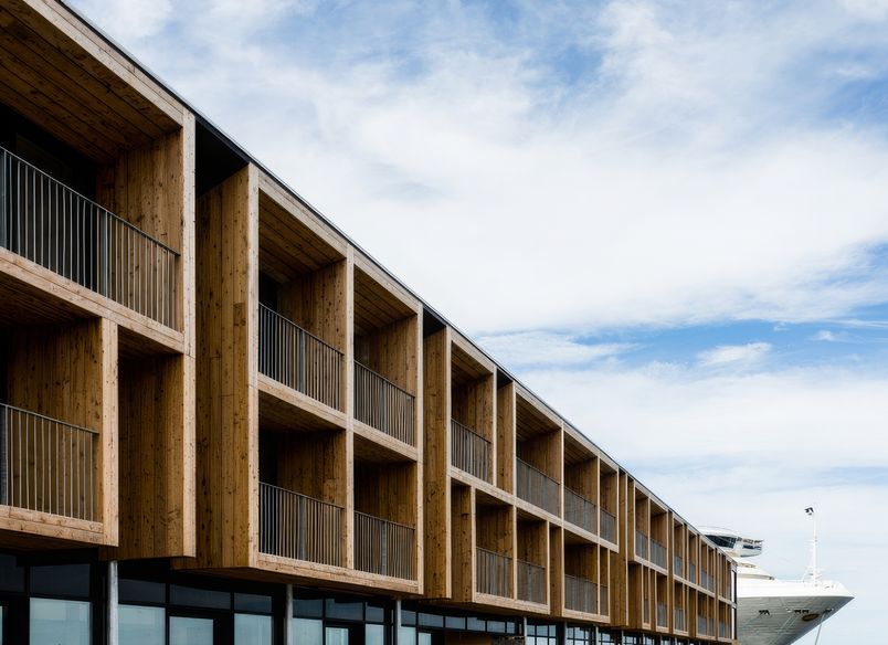 MACq 01 | Luxury Waterfront Hotel + Retail Complex in Hobart, Tasmania