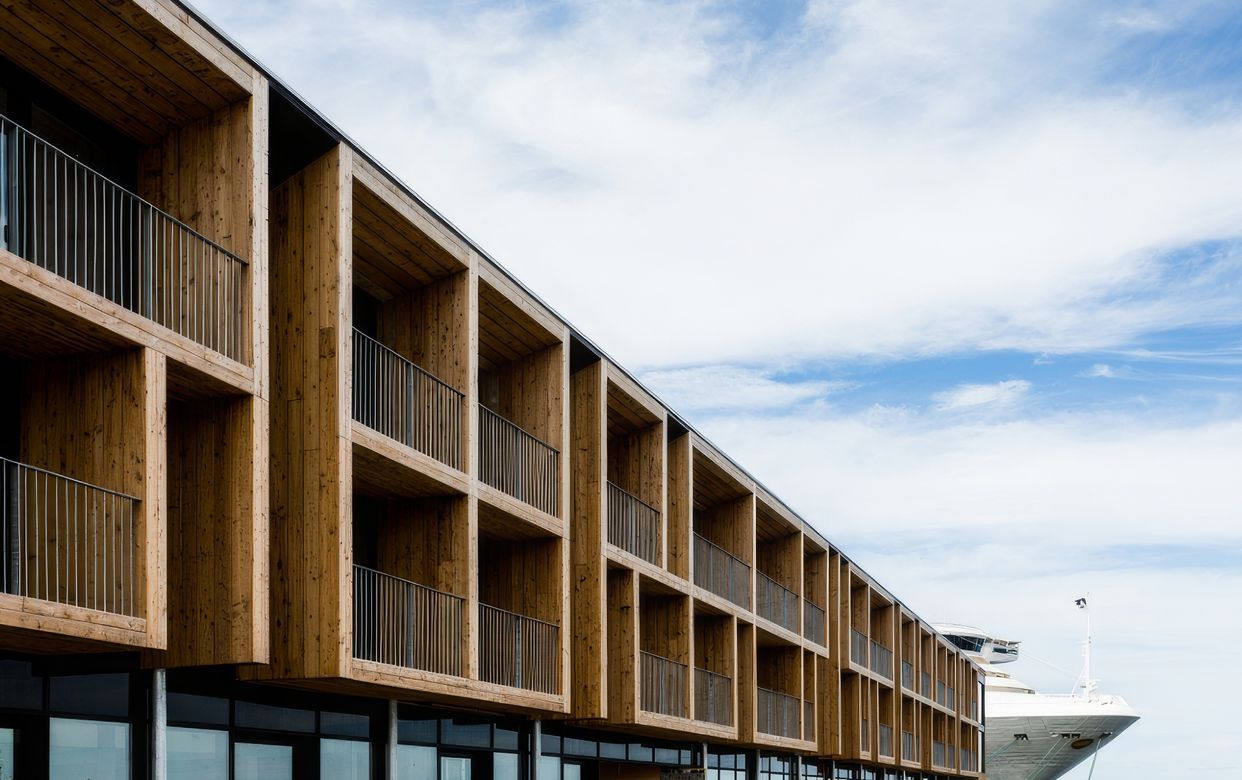 MACq 01 | Luxury Waterfront Hotel + Retail Complex in Hobart, Tasmania