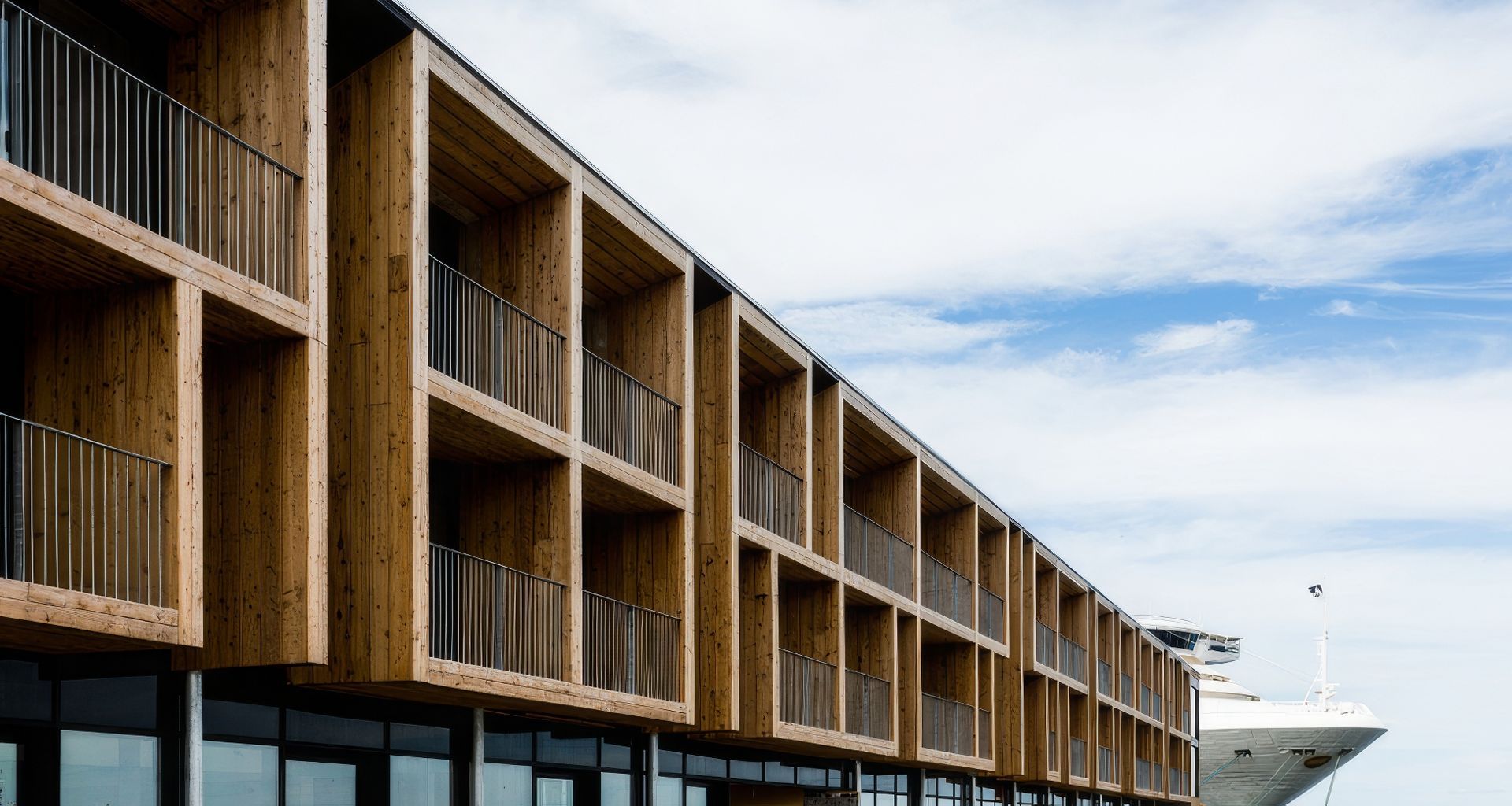 MACq 01 | Luxury Waterfront Hotel + Retail Complex in Hobart, Tasmania banner