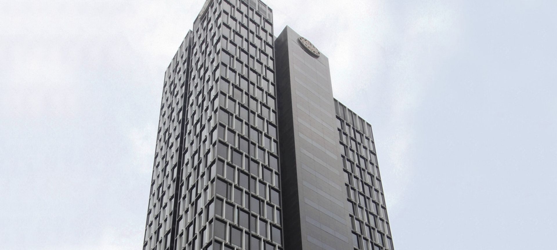 Vinaconex Tower banner