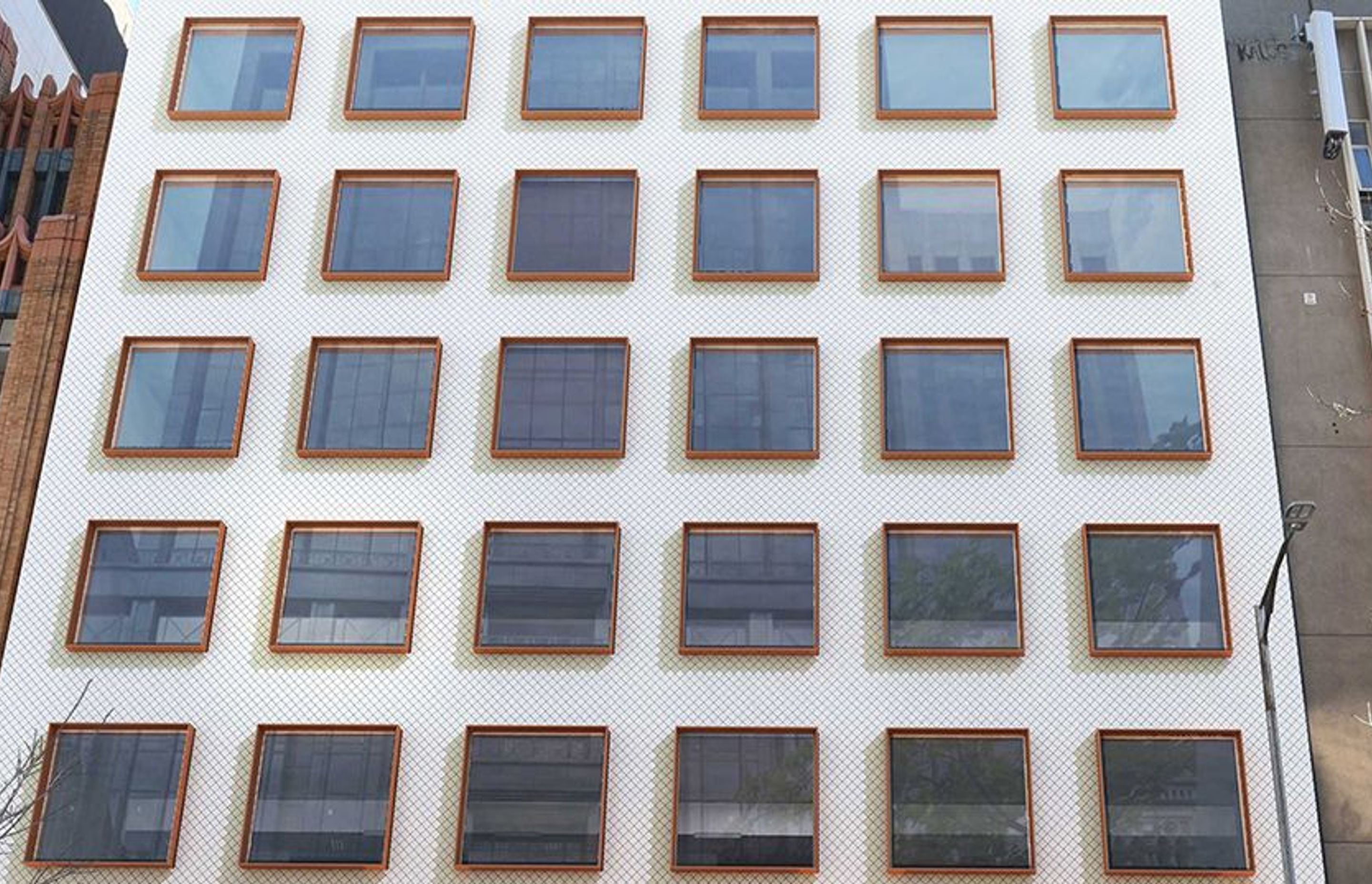 99 Queen St