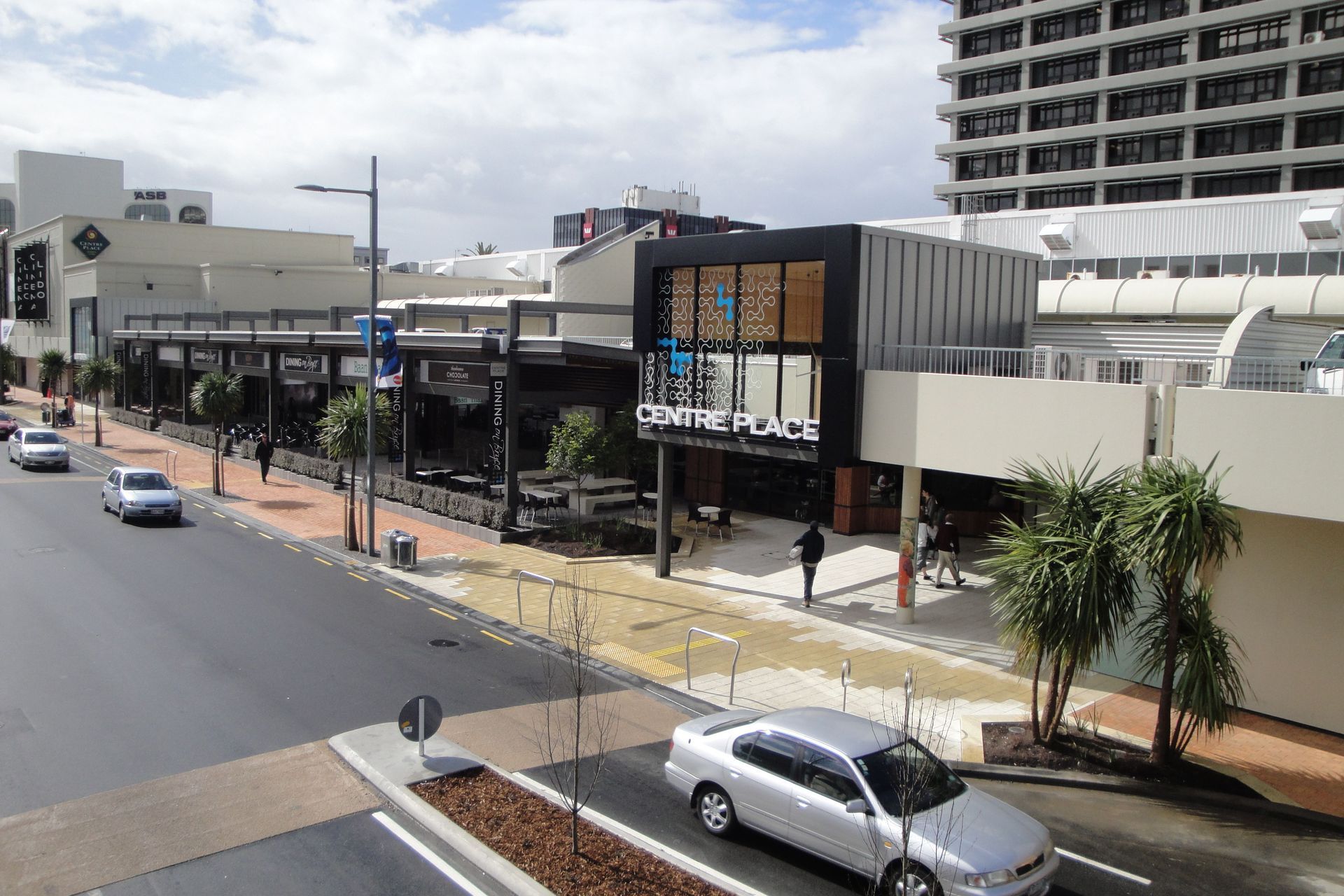 Bryce Street Commercial Veneto and Clay Paving