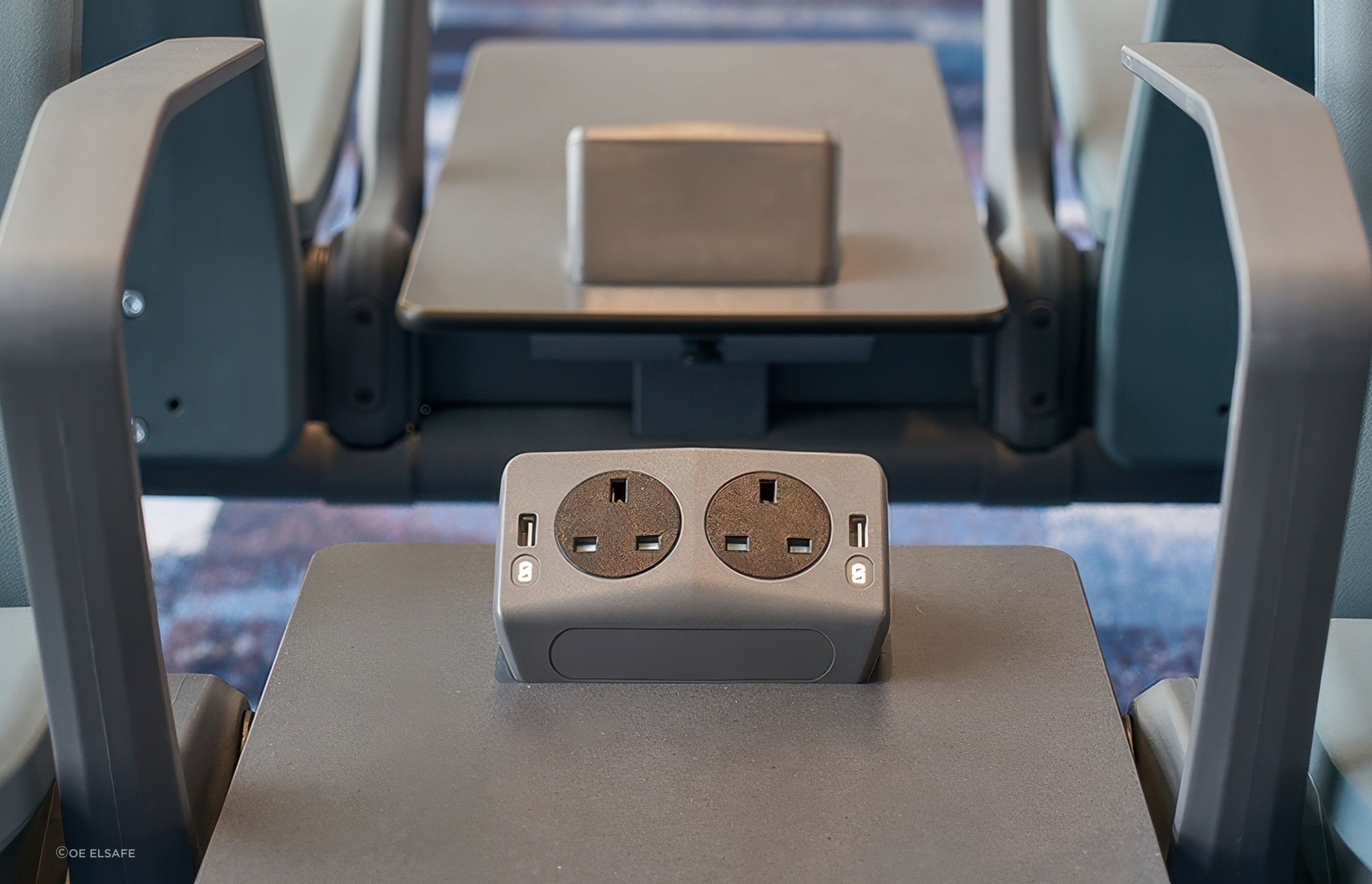 Hong-Kong-Airport-Guest-Power-OE-Elsafe-2-gigapixel-standard-v2-2x.jpeg
