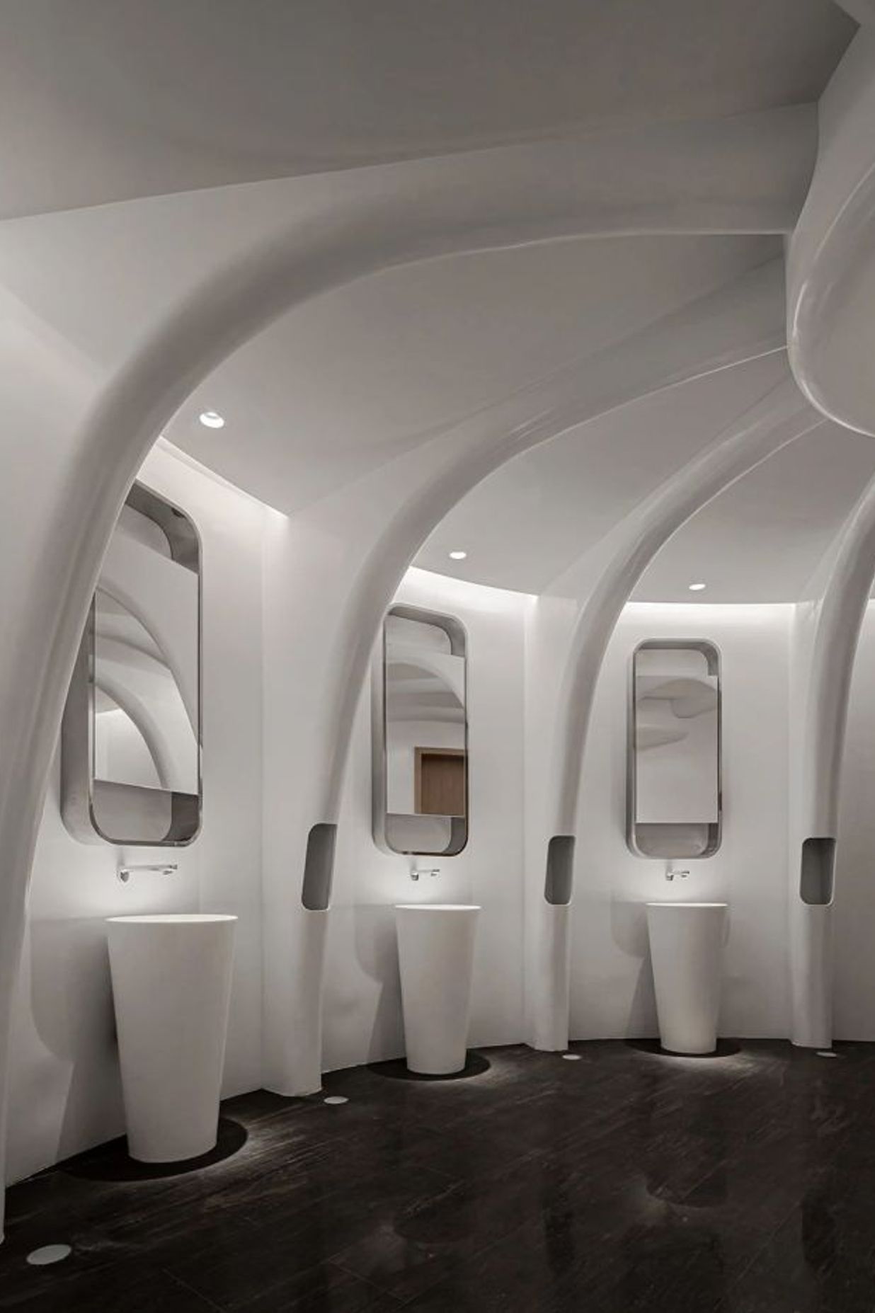 Bathroom interiors. Marisfrolg Fashion Campus - Architecture Van Brandenburg