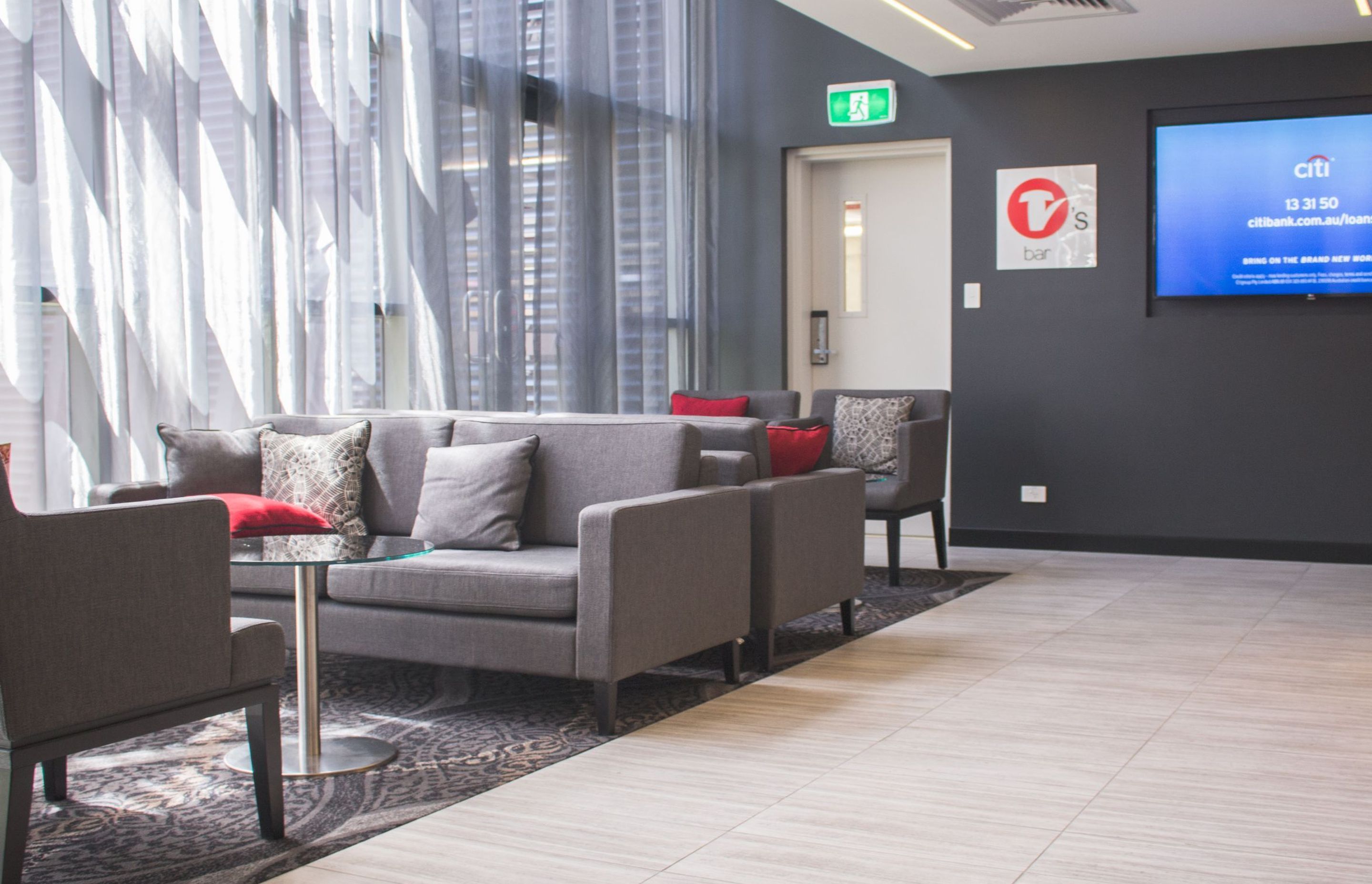 Travelodge Hotel Lobby | Mascot NSW