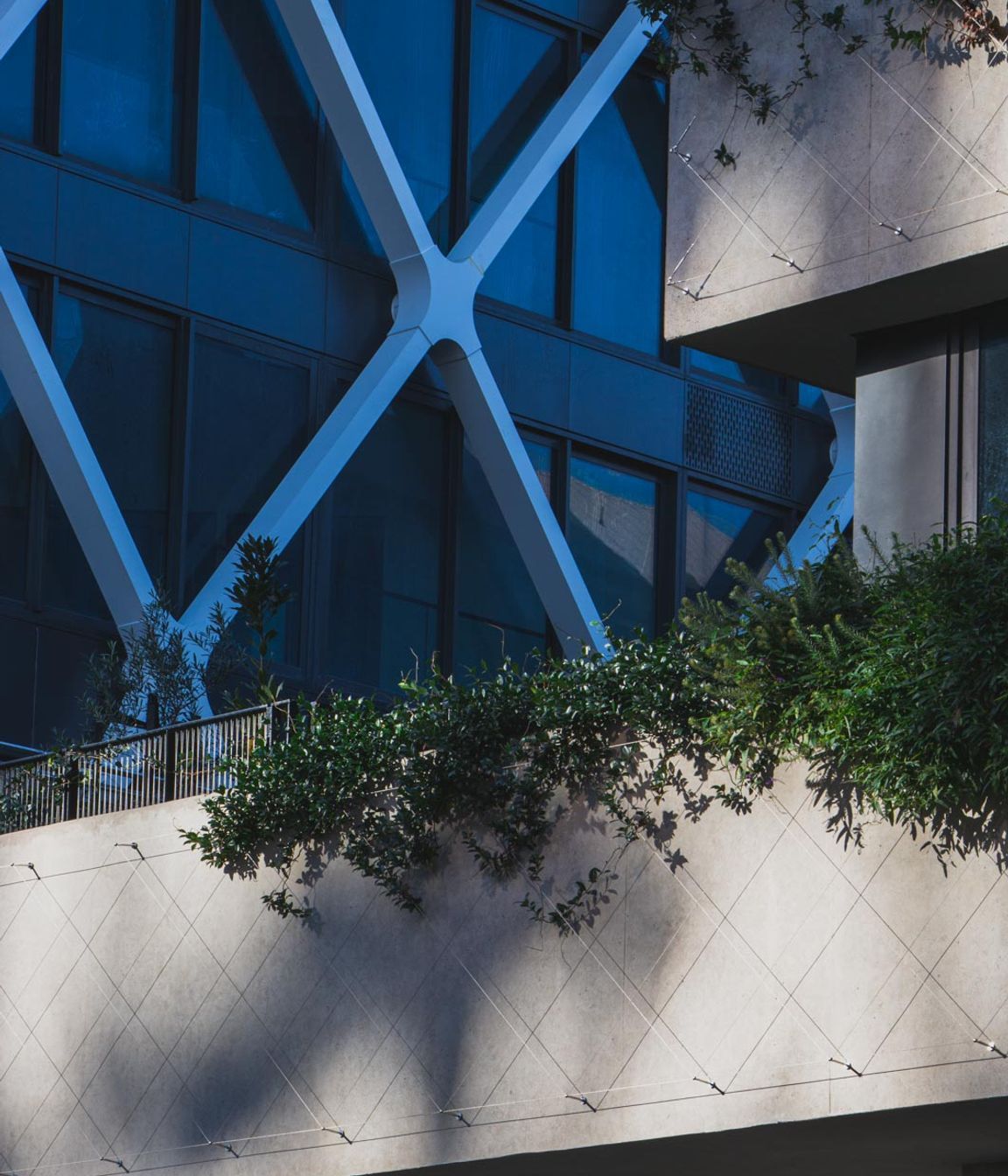 Northern Club Bankside Extension - balustrade and green facade project