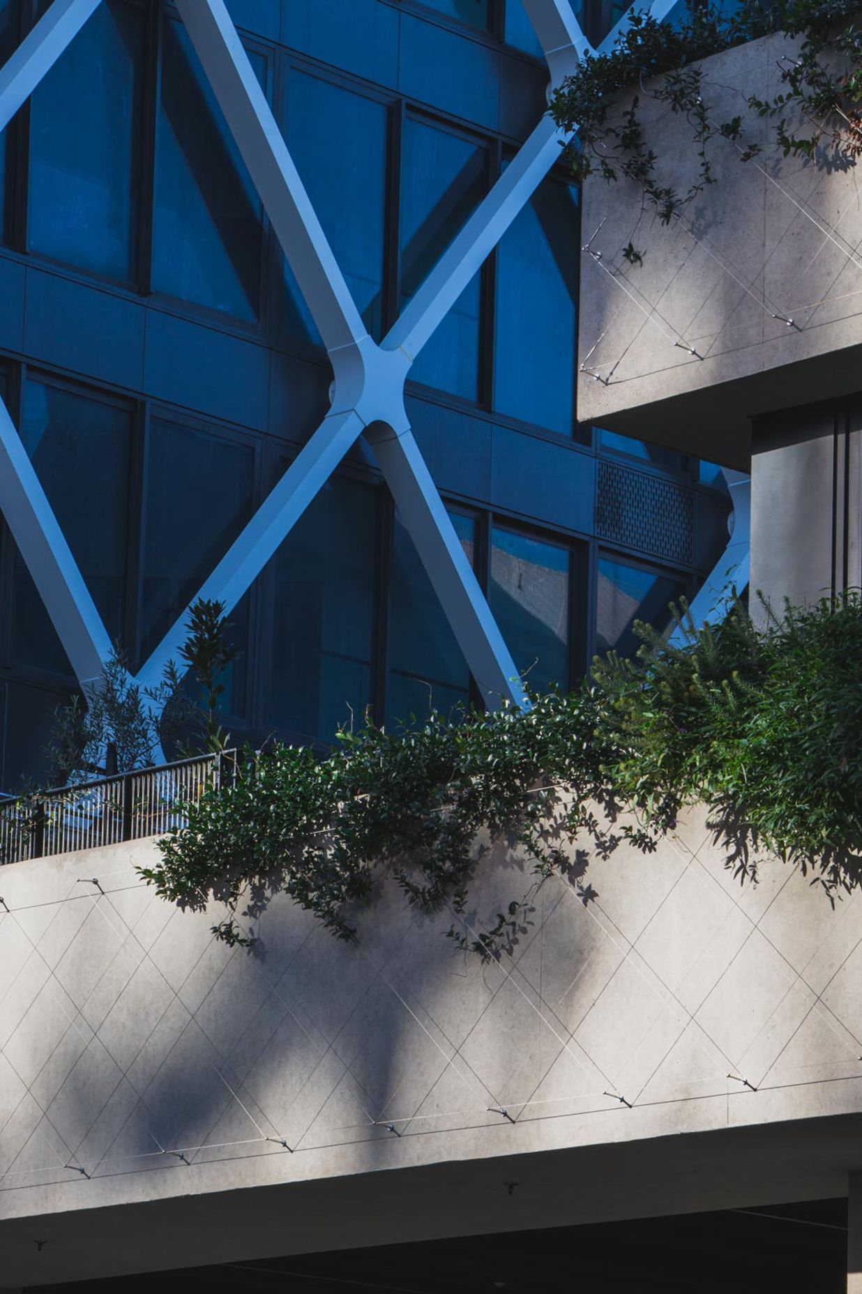 Northern Club Bankside Extension - balustrade and green facade project