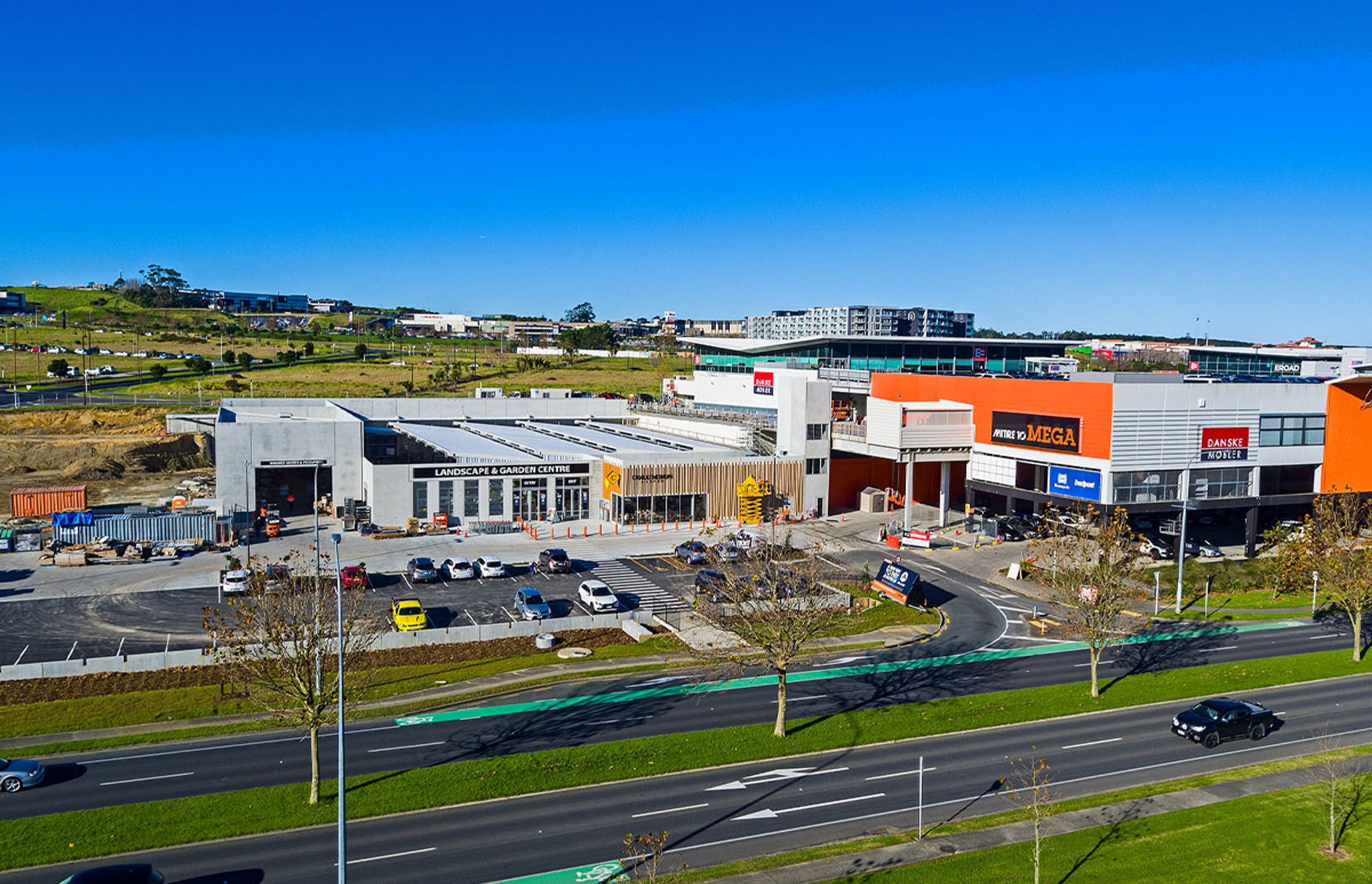 Mitre 10 Extension