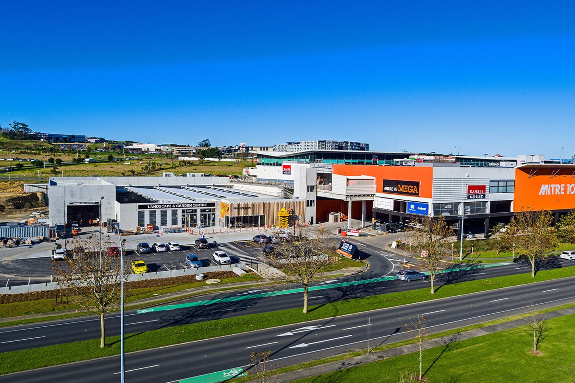 Mitre 10 Extension