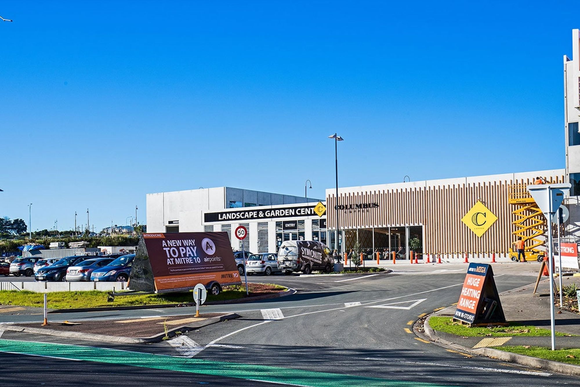 Mitre 10 Extension