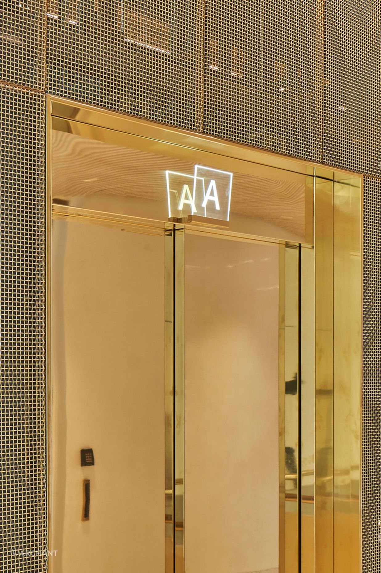 P-286-Brass-Rosenbad-BuildingGallery1.jpg