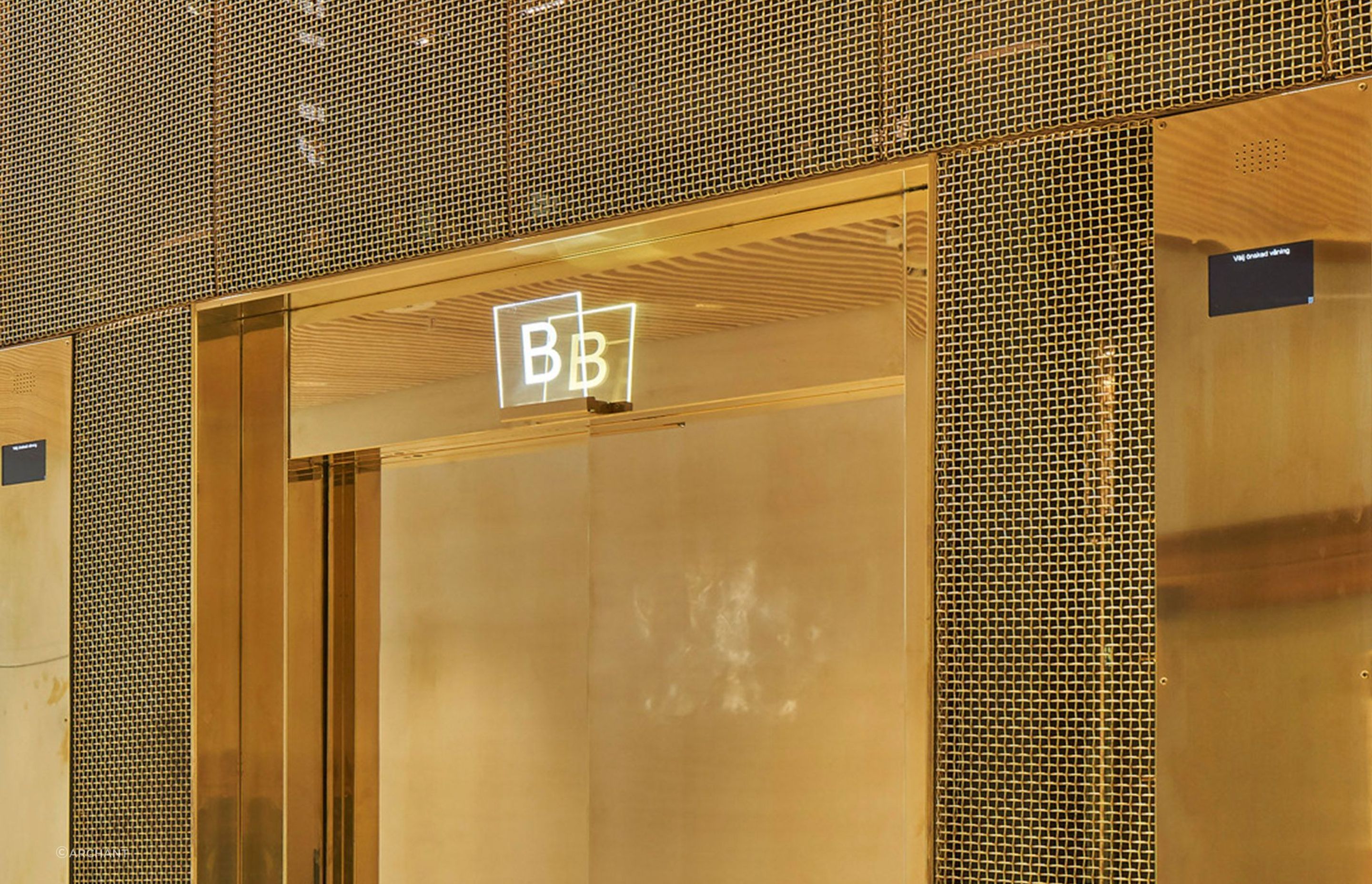 P-286-Brass-Rosenbad-BuildingGallery5.jpg