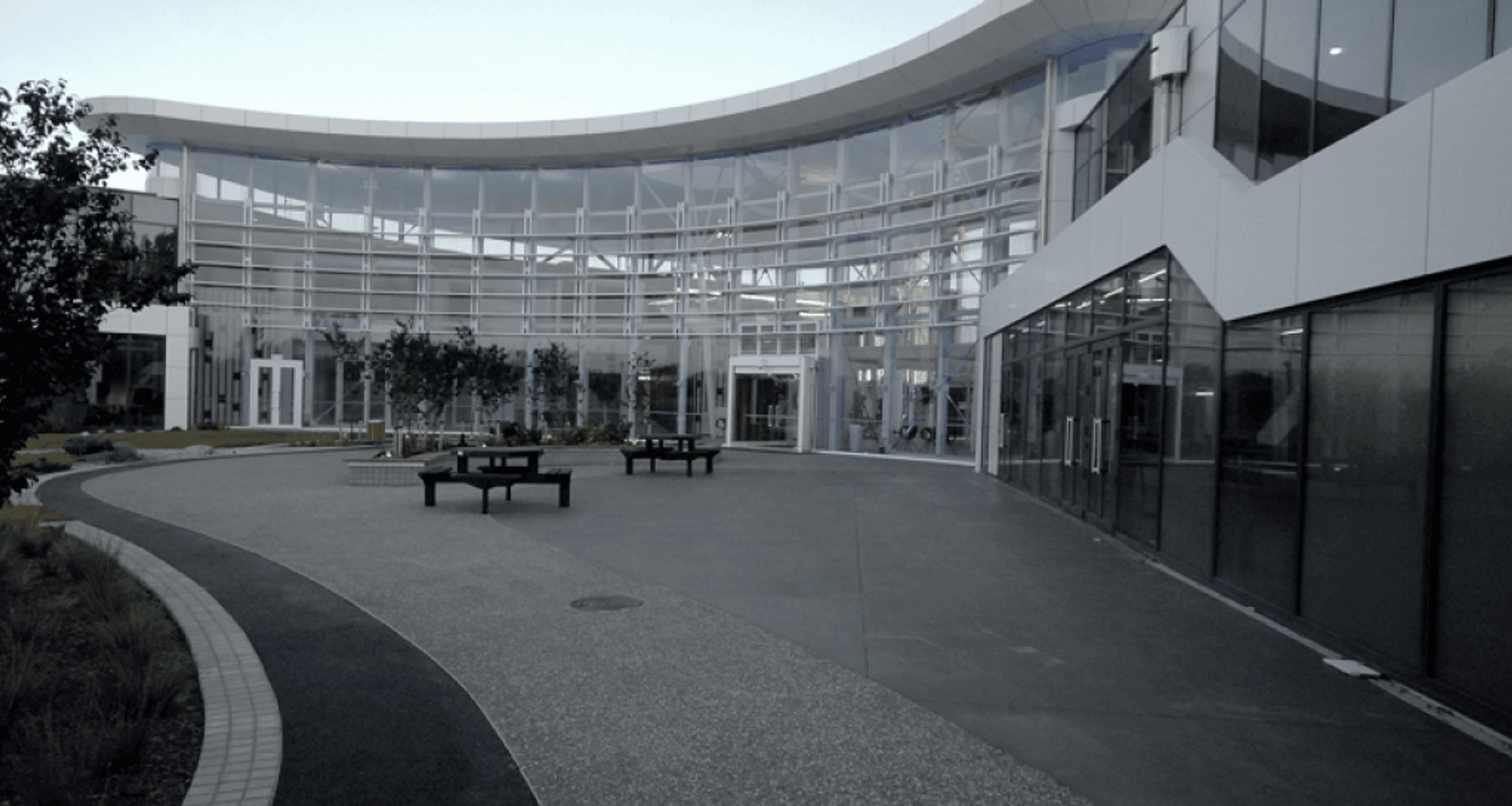 Park-like setting for award winning commercial campus in Christchurch banner