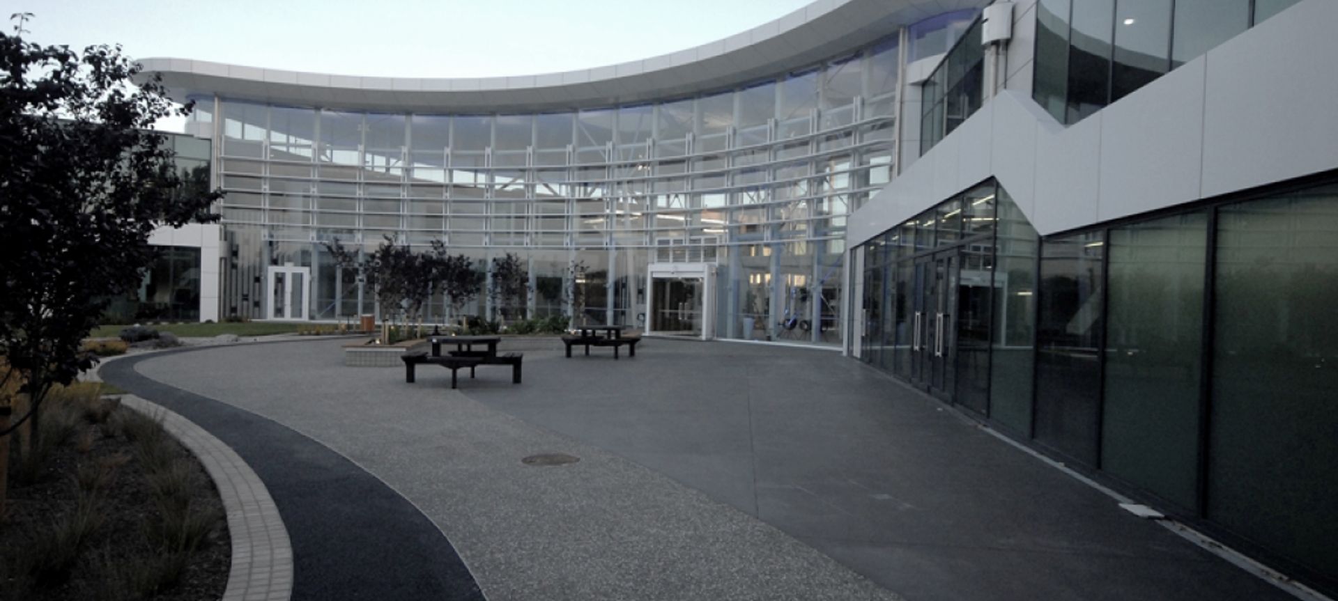 Park-like setting for award winning commercial campus in Christchurch banner