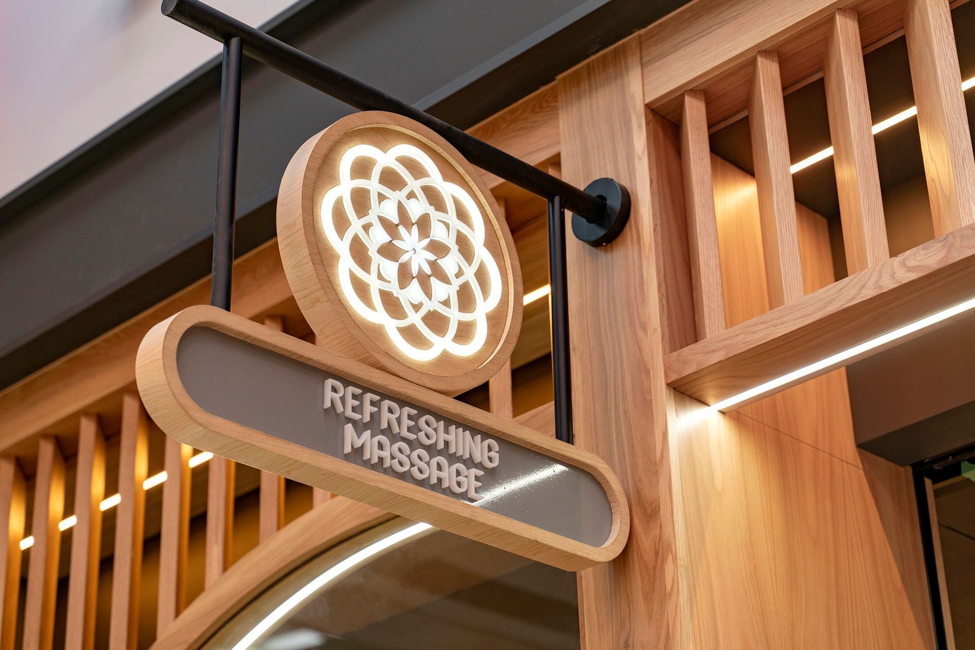 Refreshing Massage, Ormiston Town Centre