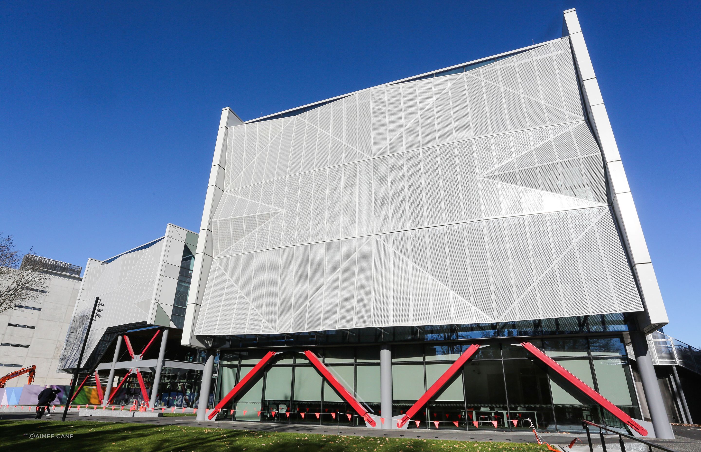 University of Canterbury - Rutherford Regional Science &amp; Innovation Centre (RRSIC)