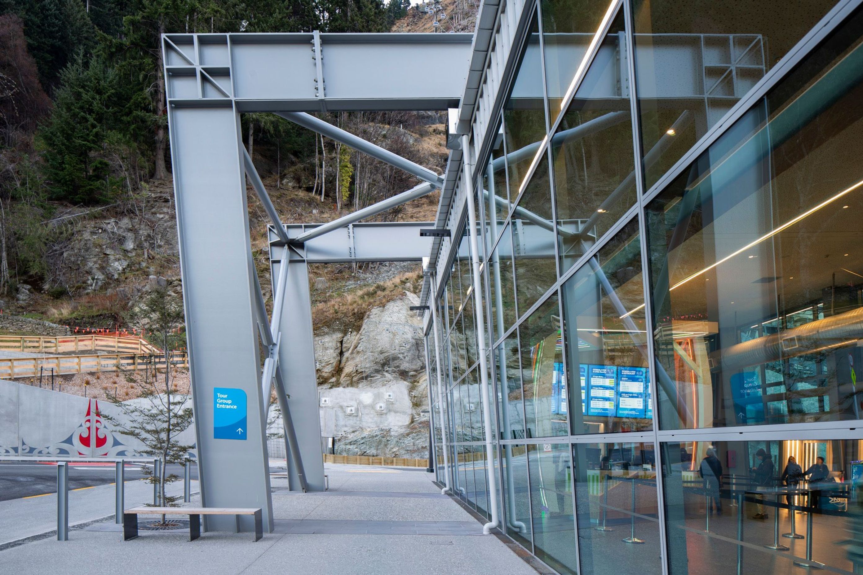SkylineBottomTerminalCarpark036-v2.JPG