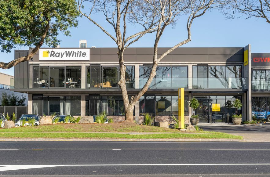 Ray White Manukau